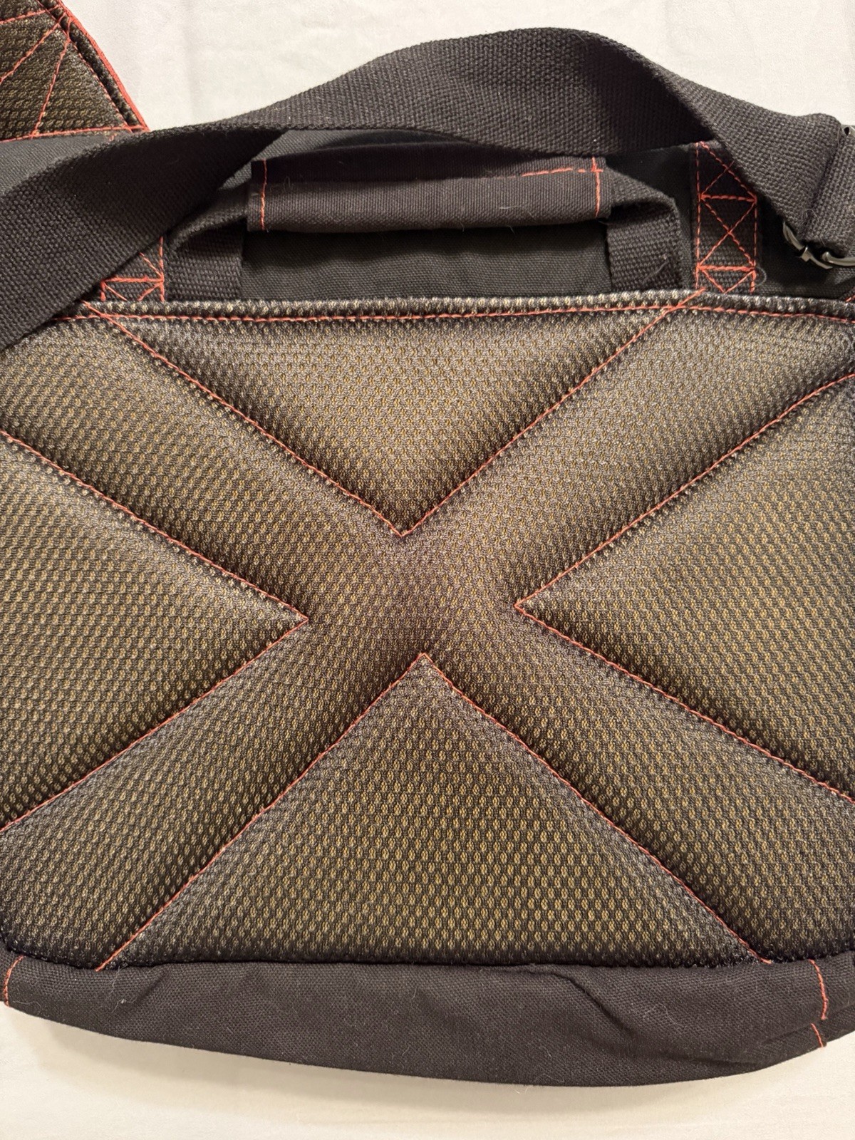 Resident Evil Capcom Collectors Edition Messenger Bag Black & Red 14 x 11 inches
