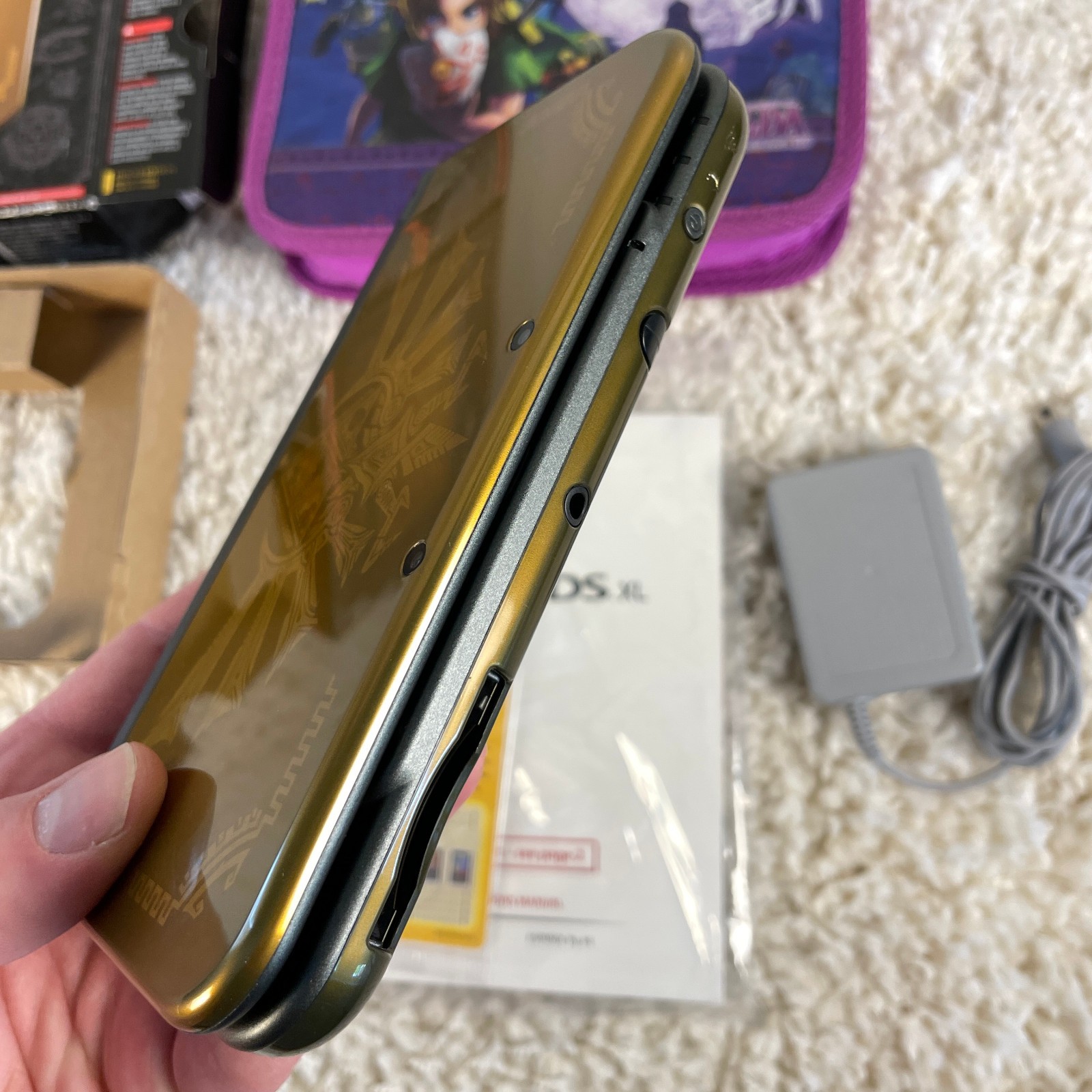 Nintendo New 3DS XL Zelda Hyrule Edition Handheld System RED-001 Complete in Box