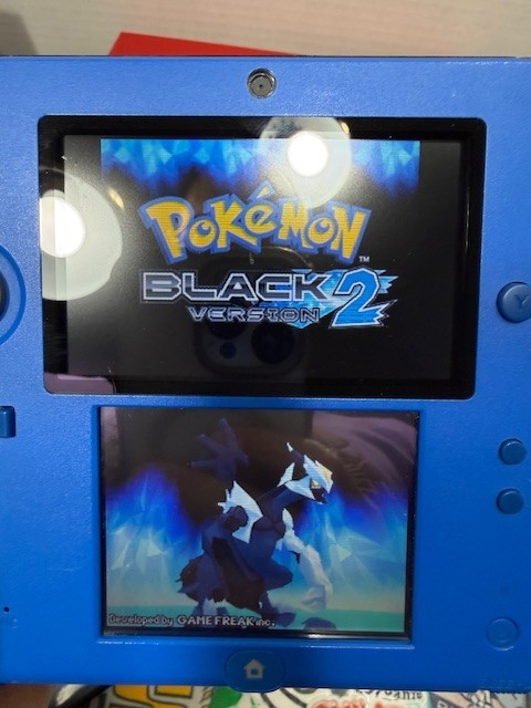 Pokemon Black 2 + White 2 Nintendo DS 2012 Authentic Tested