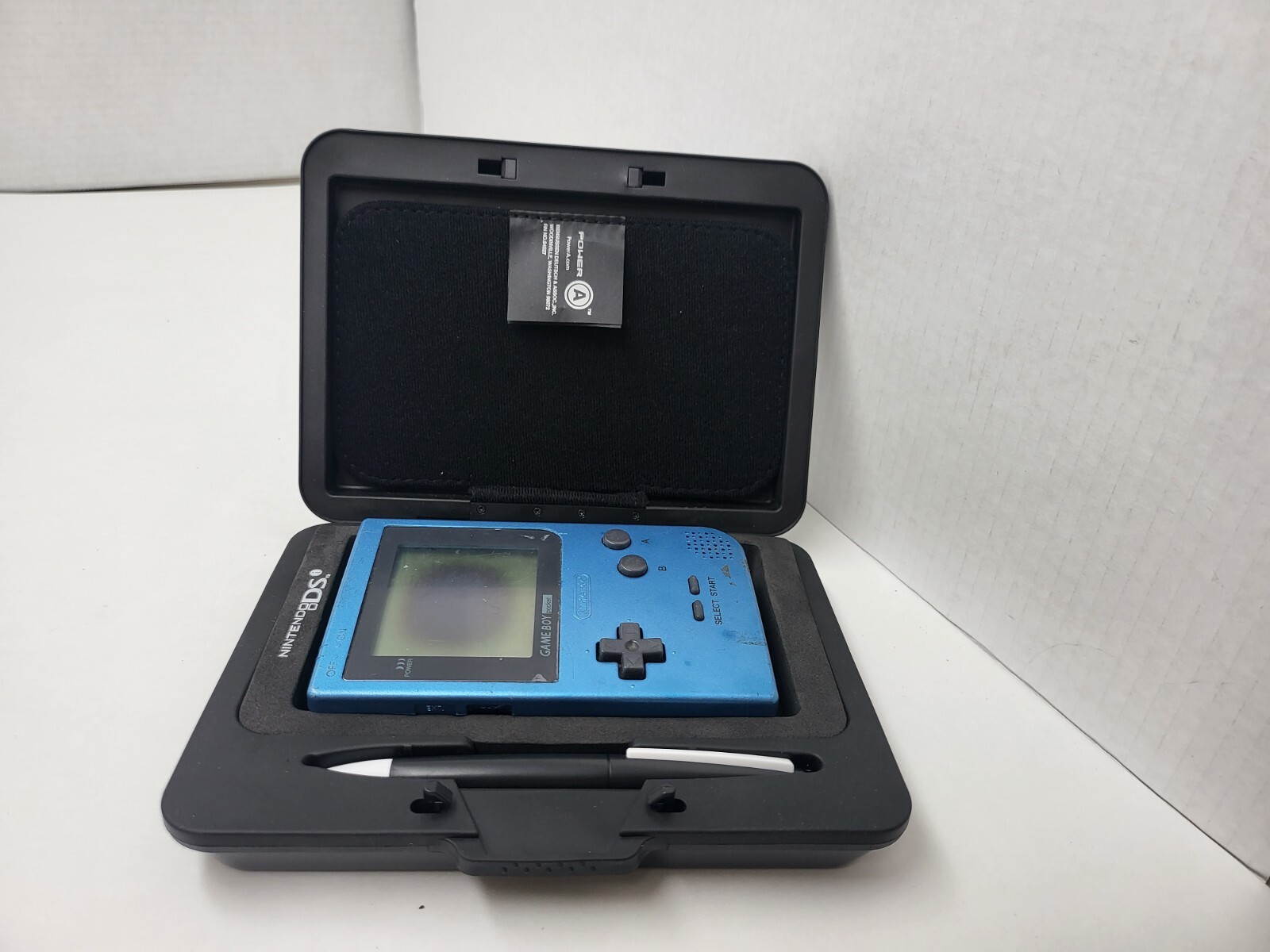 NEW MINT POKEMON BLACK /WHITE HARD SHELL TRAVEL CASE FOR 3DS/ 3DS XL NEW 3DS LL
