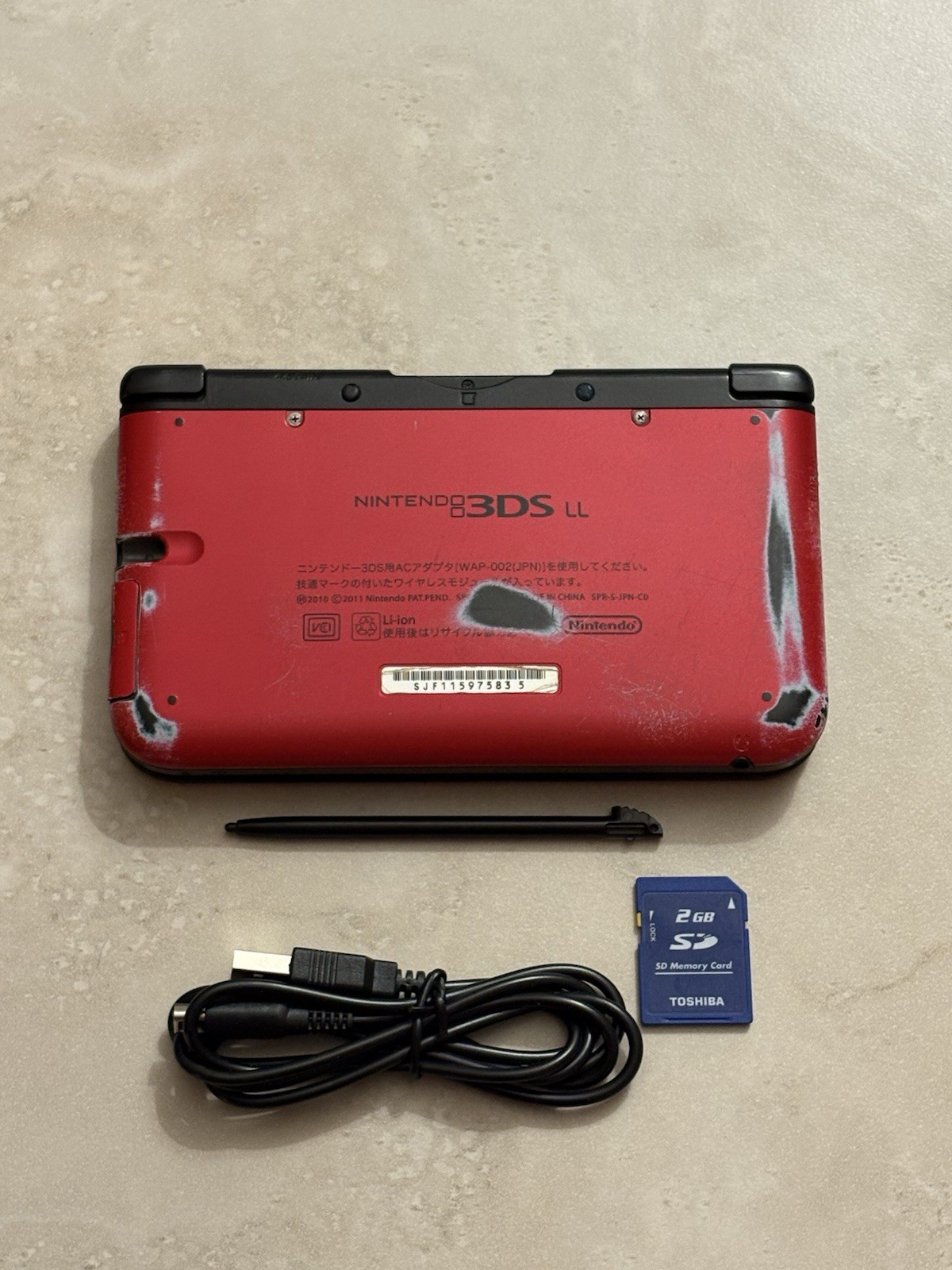 Nintendo 3DS XL LL Black And Red Handheld With Charger And Stylus Very Good