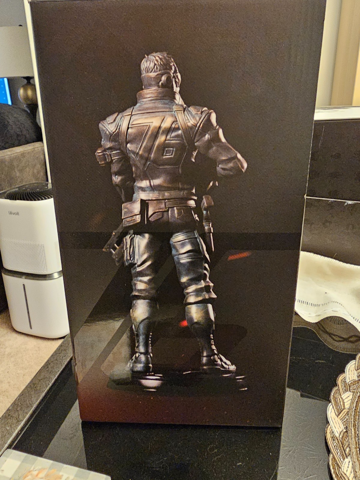 Overwatch Collectors Eedition Xbox One Statue with Game Complete