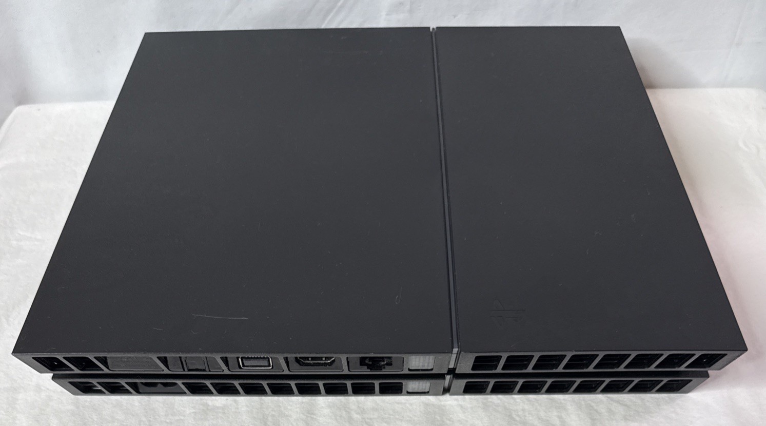 Sony PlayStation 4 Slim CUH-1215A 500GB Console With Controller & Cables