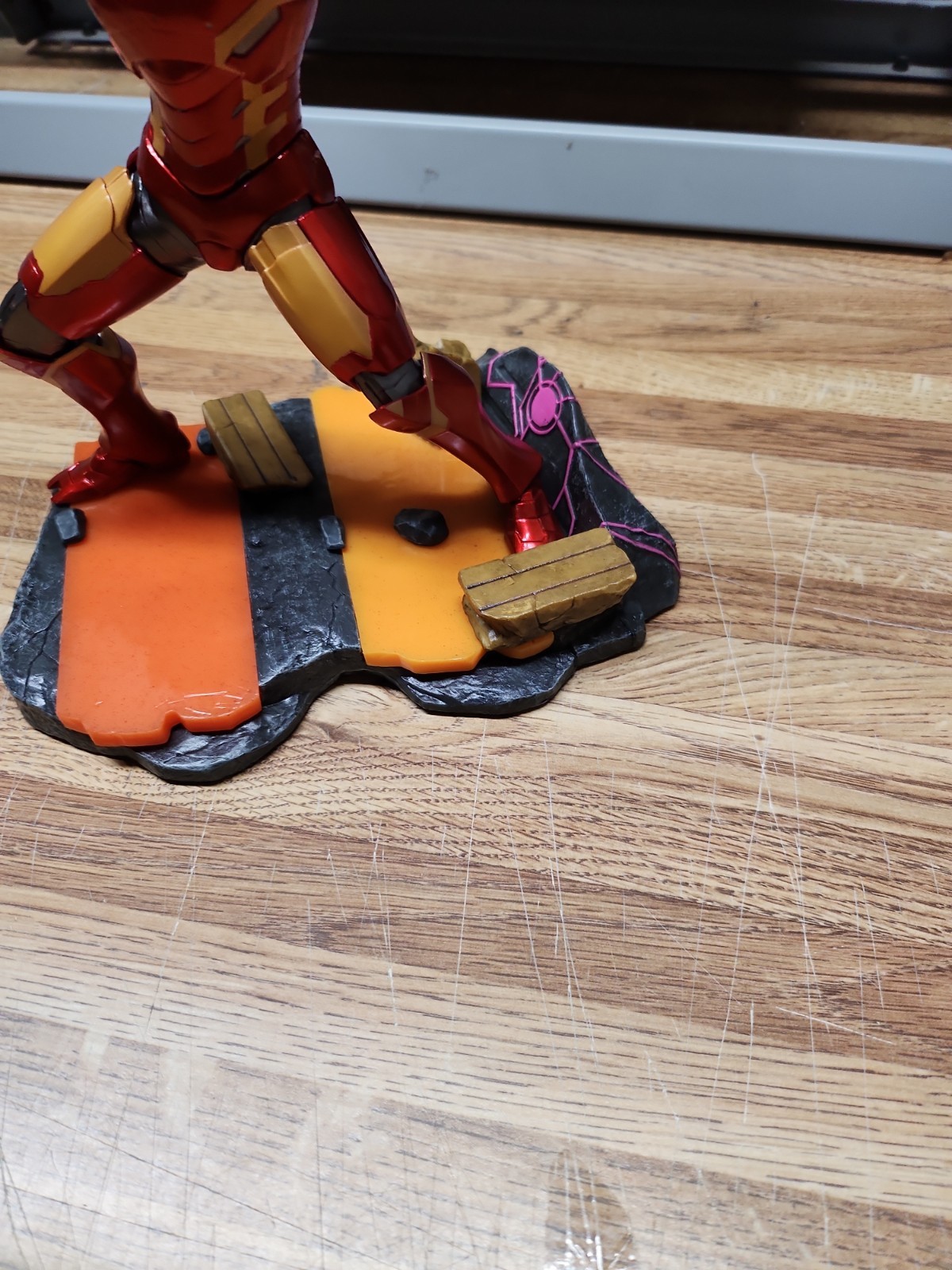 Marvel vs. Capcom: Infinite Collector’s Edition IRON MAN STATUE 8″ in.