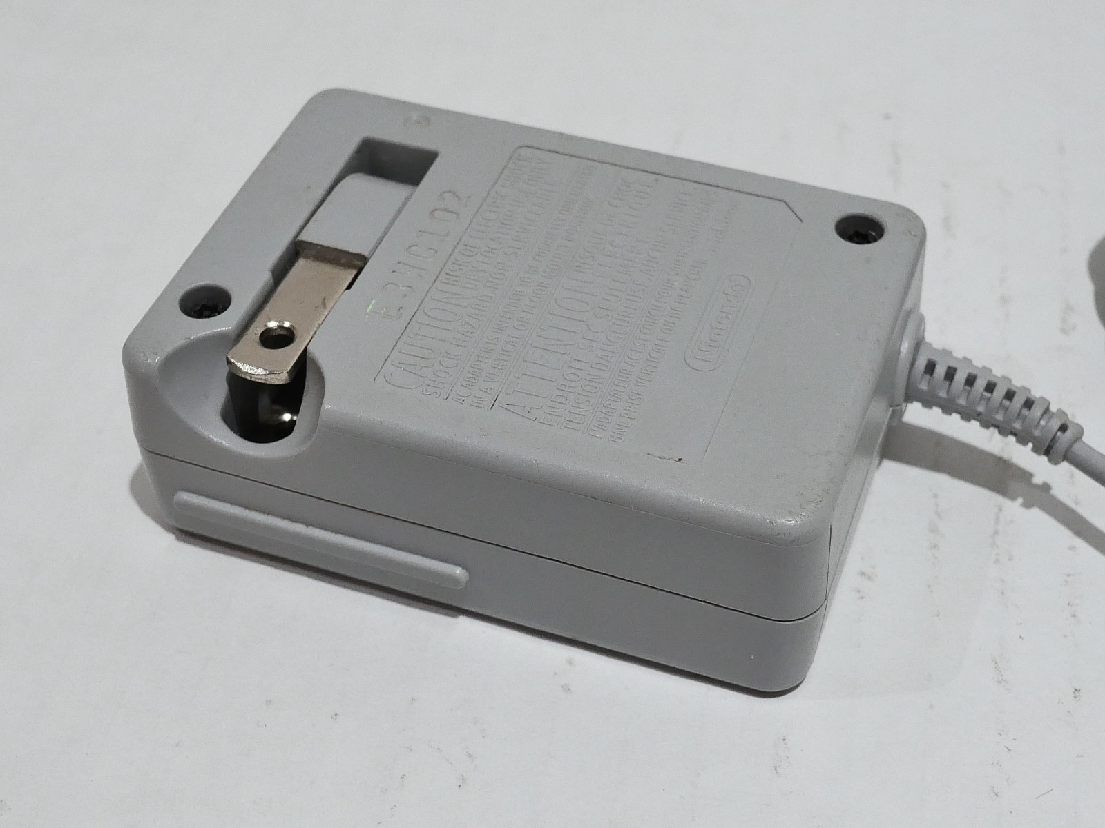 Nintendo WAP-002(USA) 4.6v 900mA Authentic OEM AC Power Adapter. Tested Working.
