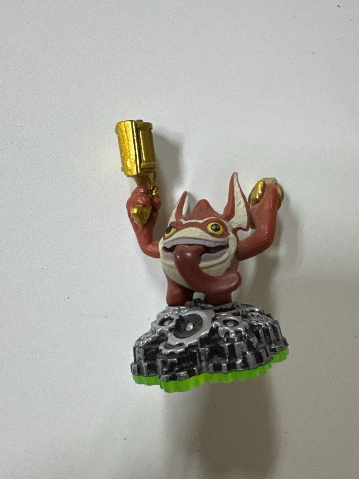 Disney Infinity & Skylanders Figure Lot WALL-E Stitch Merida Trigger Happy