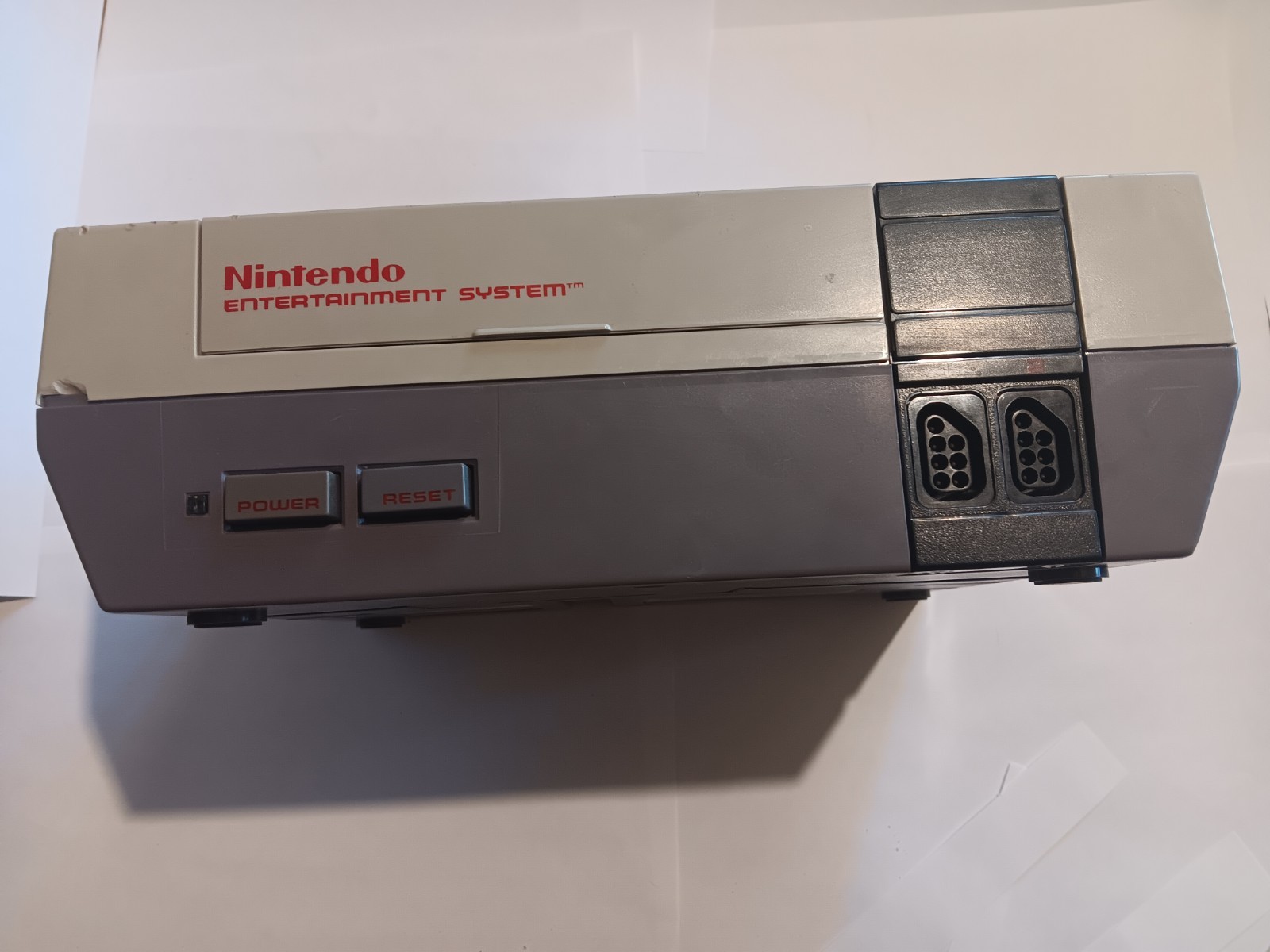NES Console w/ all cables + AV 2 Controllers Light Zapper & Mario/Duck Hunt Tstd