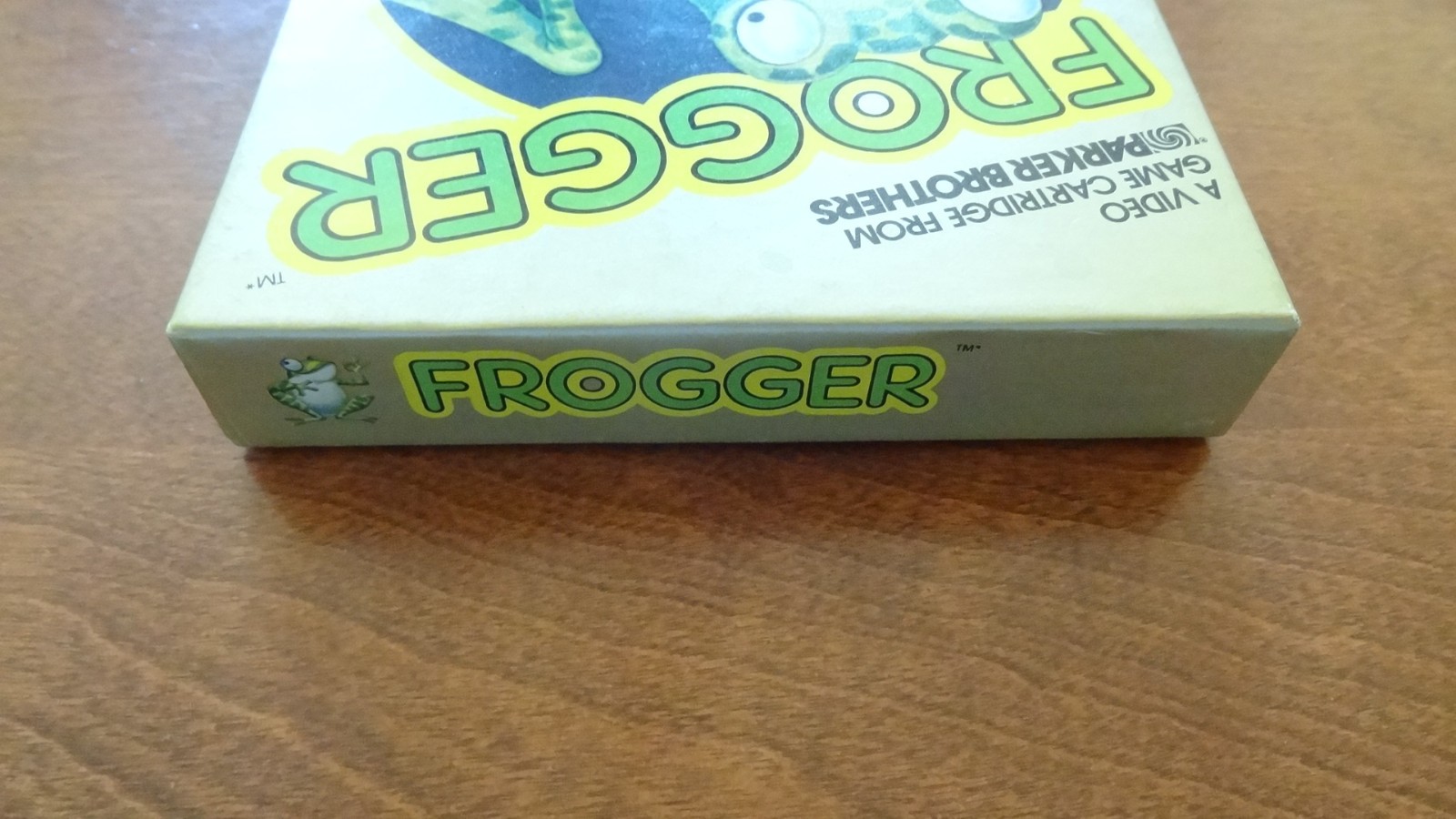 INTELLIVISION FROGGER BOXED Excellent