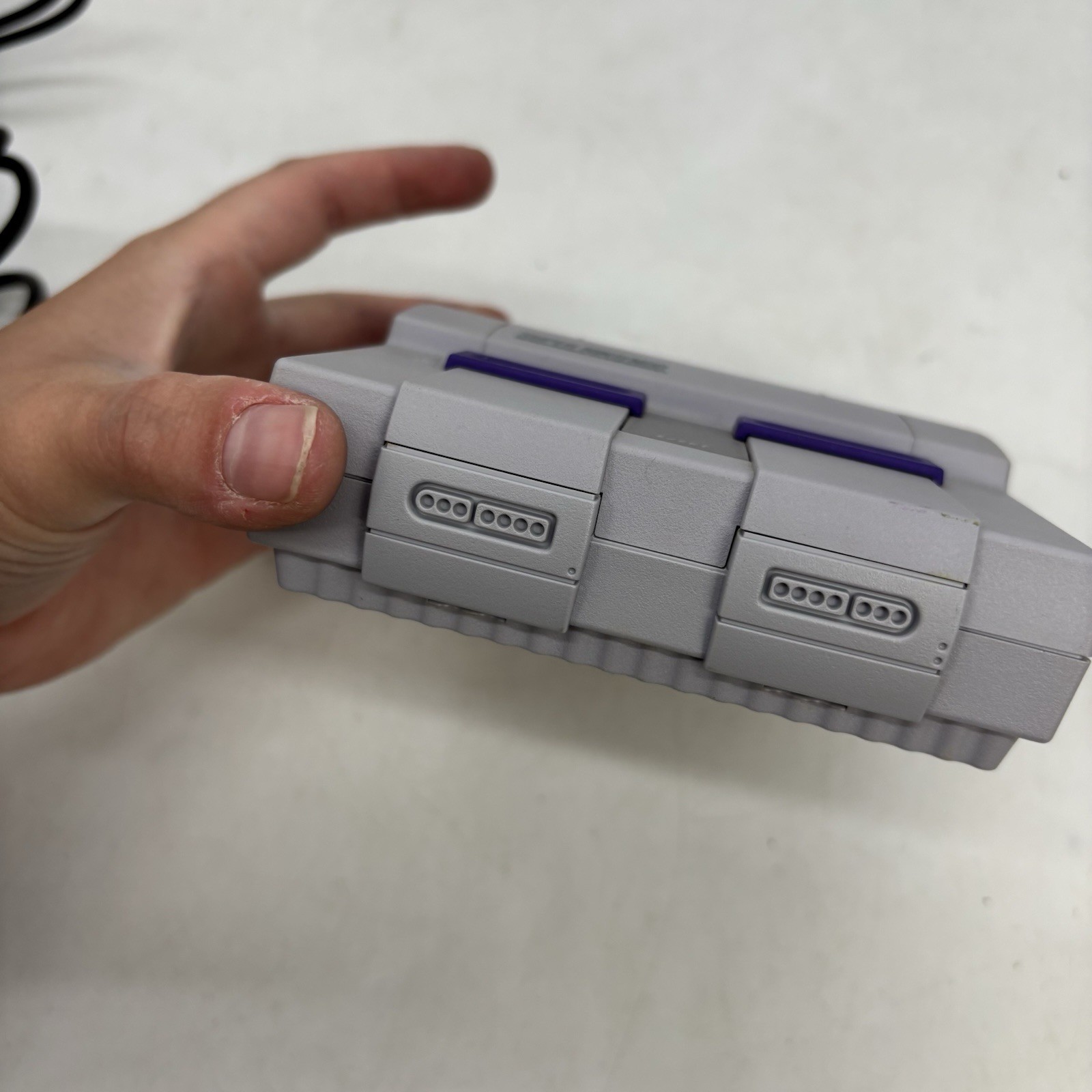 Authentic Super Nintendo Mini SNES Classic Edition Console & Controller CLV-201