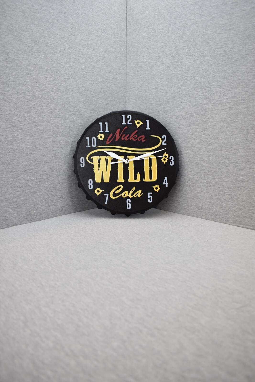 Nuka Cola Wild Alarm Clock Vault Boy Alarm Desk Clock New in Box