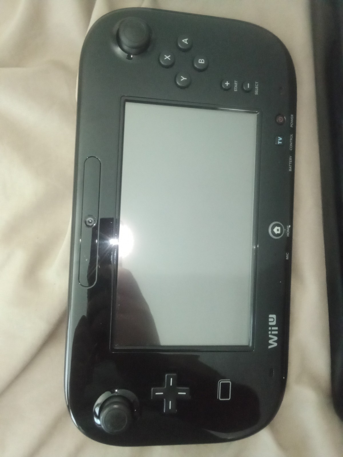 Nintendo Wii U 32GB Black Console Bundle w/ GamePad Sensor Bar Power Adapter