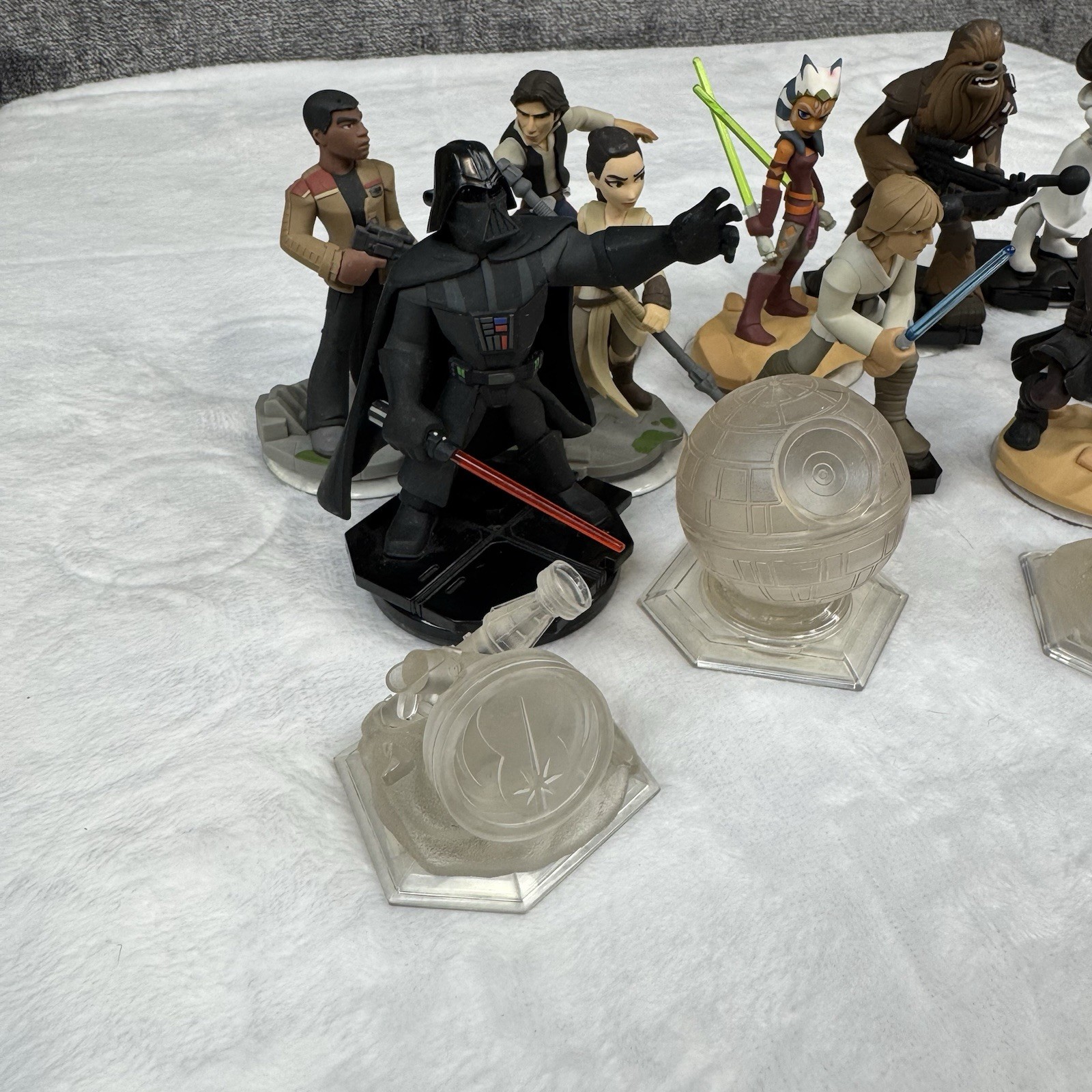 Disney Infinity 3.0: Star Wars Figures Lot Darth Vader, Luke Skywalker,