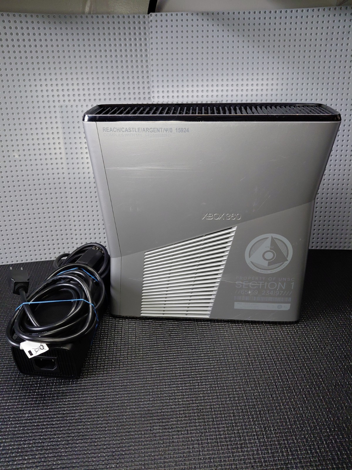 Microsoft Xbox 360 S Halo Reach Limited Edition 250GB Console Fully Tested Read.