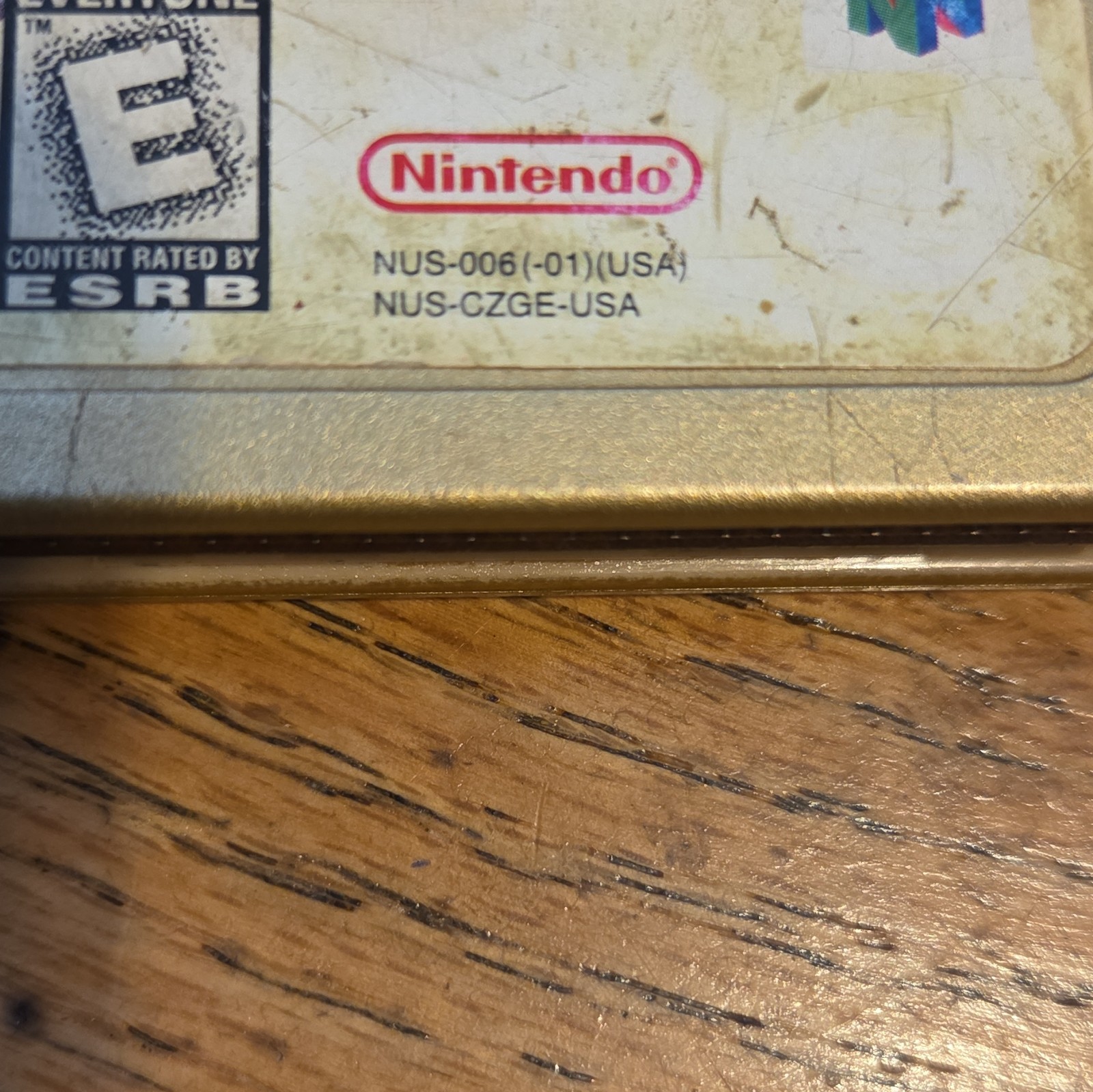The Legend of Zelda Ocarina of Time N64 Gold Collectors Edition V1.0 Nintendo
