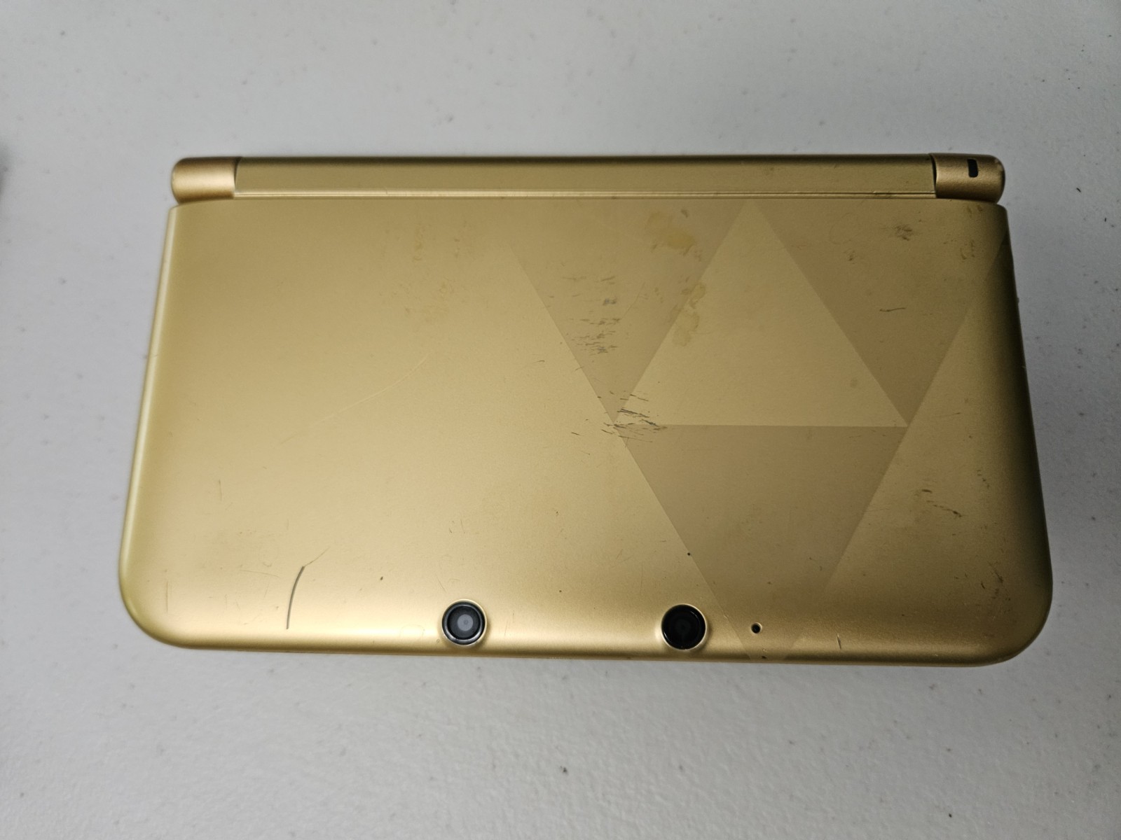 [READ] Nintendo 3DS XL Gold/Black System w/ Charger – Volume Slider NOT working