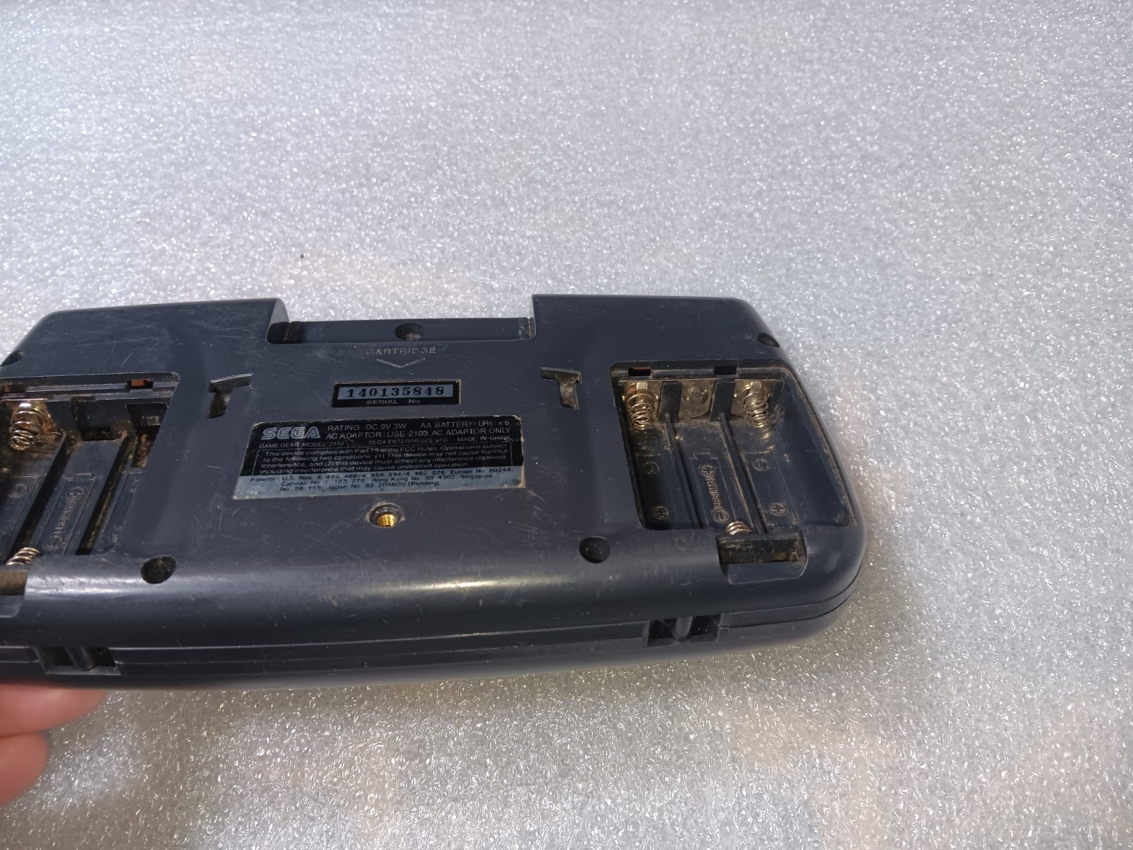 SEGA Game Gear 2110 EXACT EMPTY SHELL w/Glass Scratches ONLY-INTACT-SEE ALL