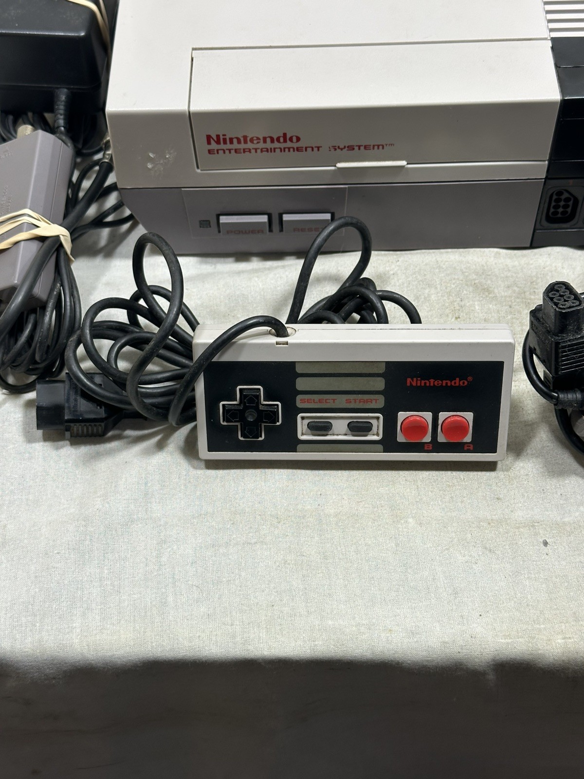 Nintendo Entertainment System NES-001 Console OEM Bundle – NEW 72 Pins – Tested