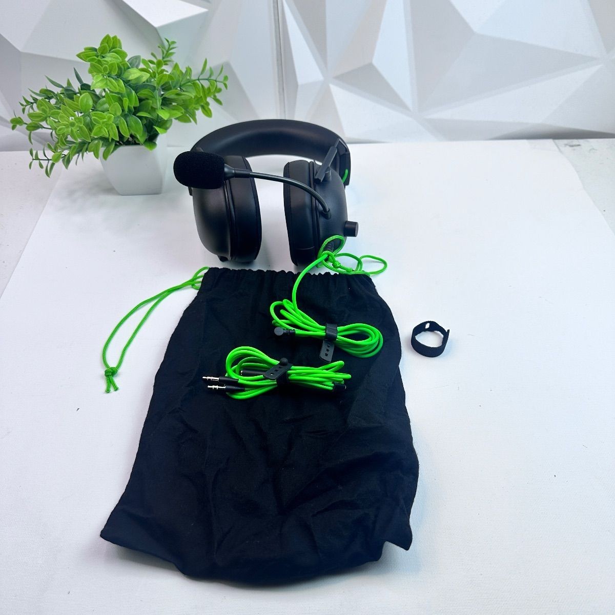 Razer BlackShark V2 X Wired Esports Gaming Headset, 3.5mm, Multi-Platform