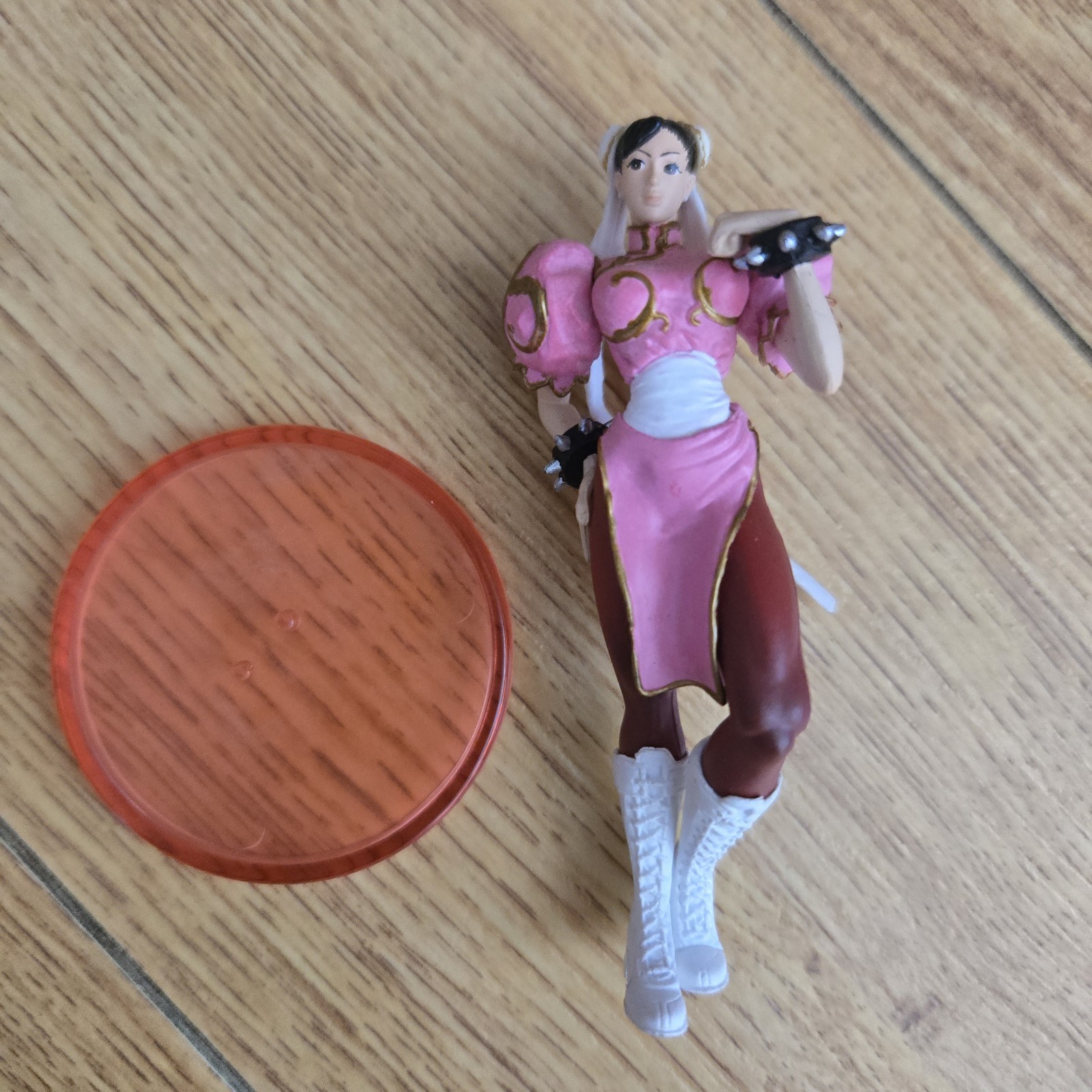Capcom Street Fighter IV Chun-Li Pink Exclusive Collector’s Edition Figure