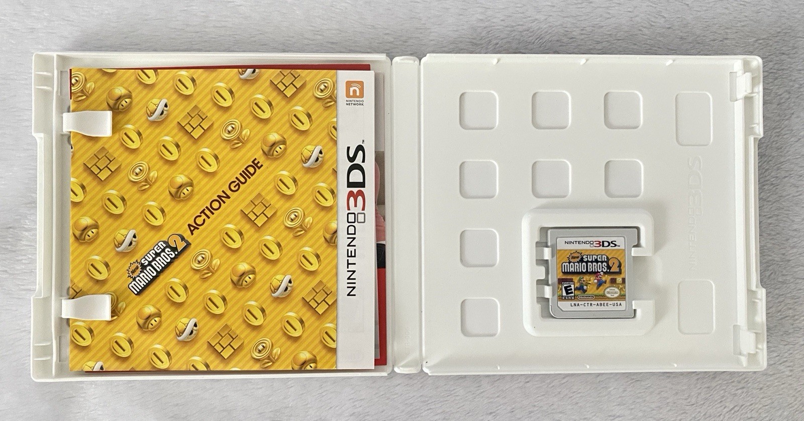 New Super Mario Bros 2, 3DS (Complete in Box CIB, Excellent Condition)