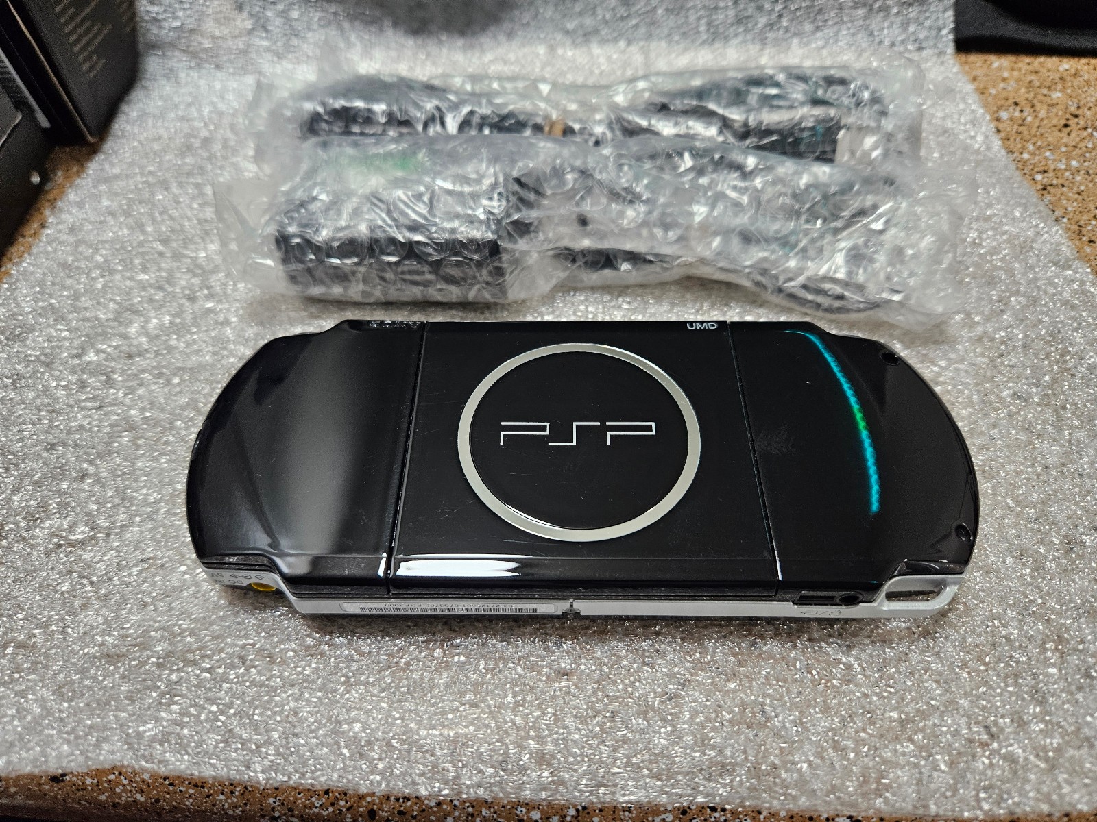 Sony PSP-3000 – Piano Black – Japanese Unit (See Description)