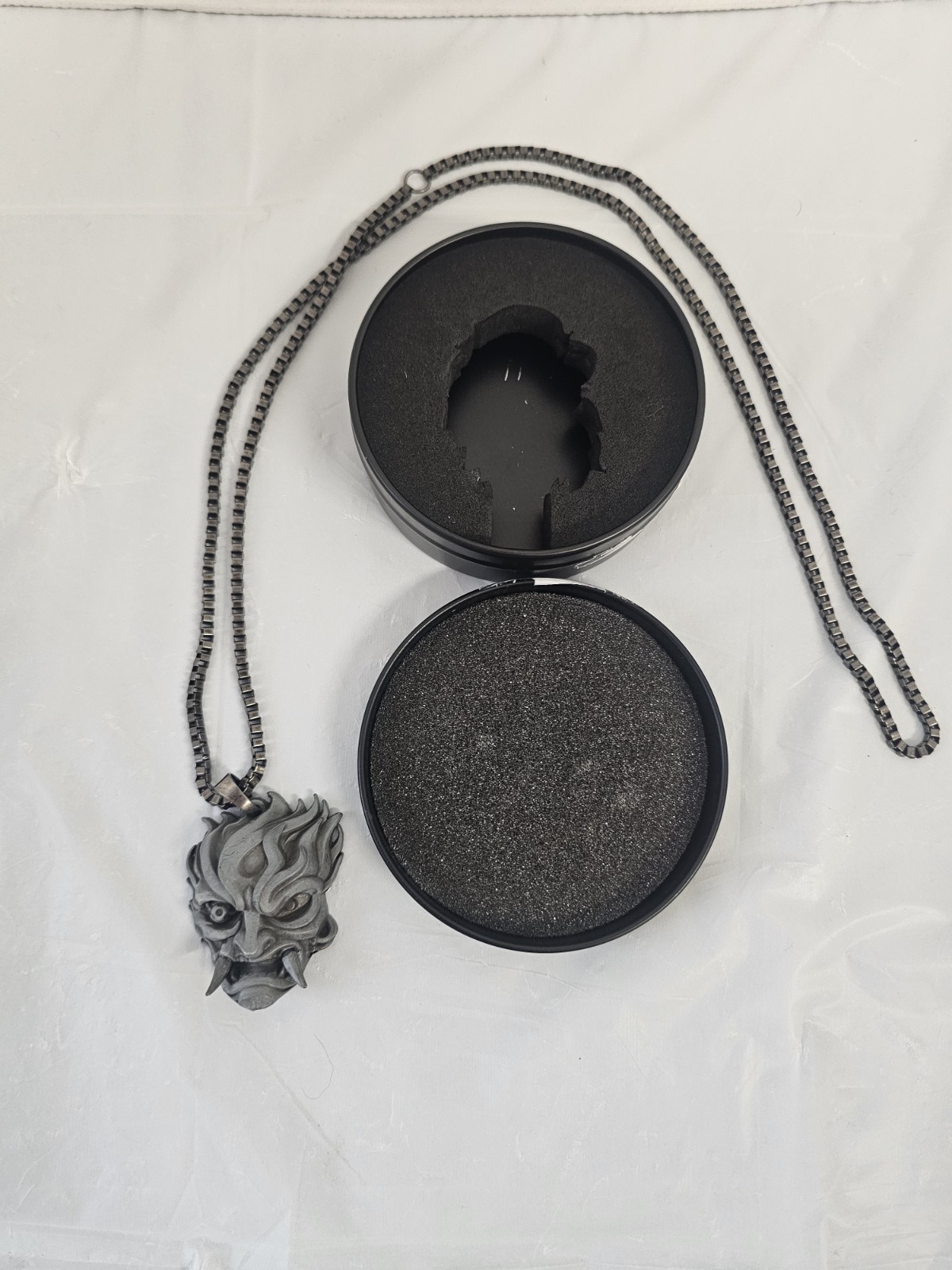 CD Projekt RED Cyberpunk 2077 – Samurai Medallion Necklace