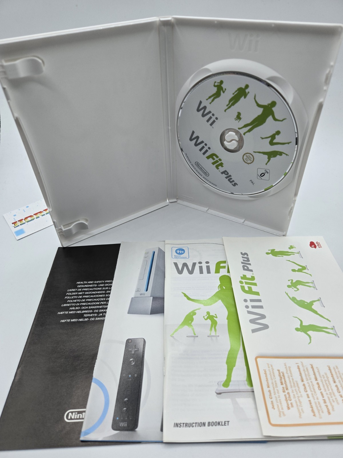 Wii Fit Plus Nintendo Wii PAL (Italy) 2009 Fitness Exercise Training
