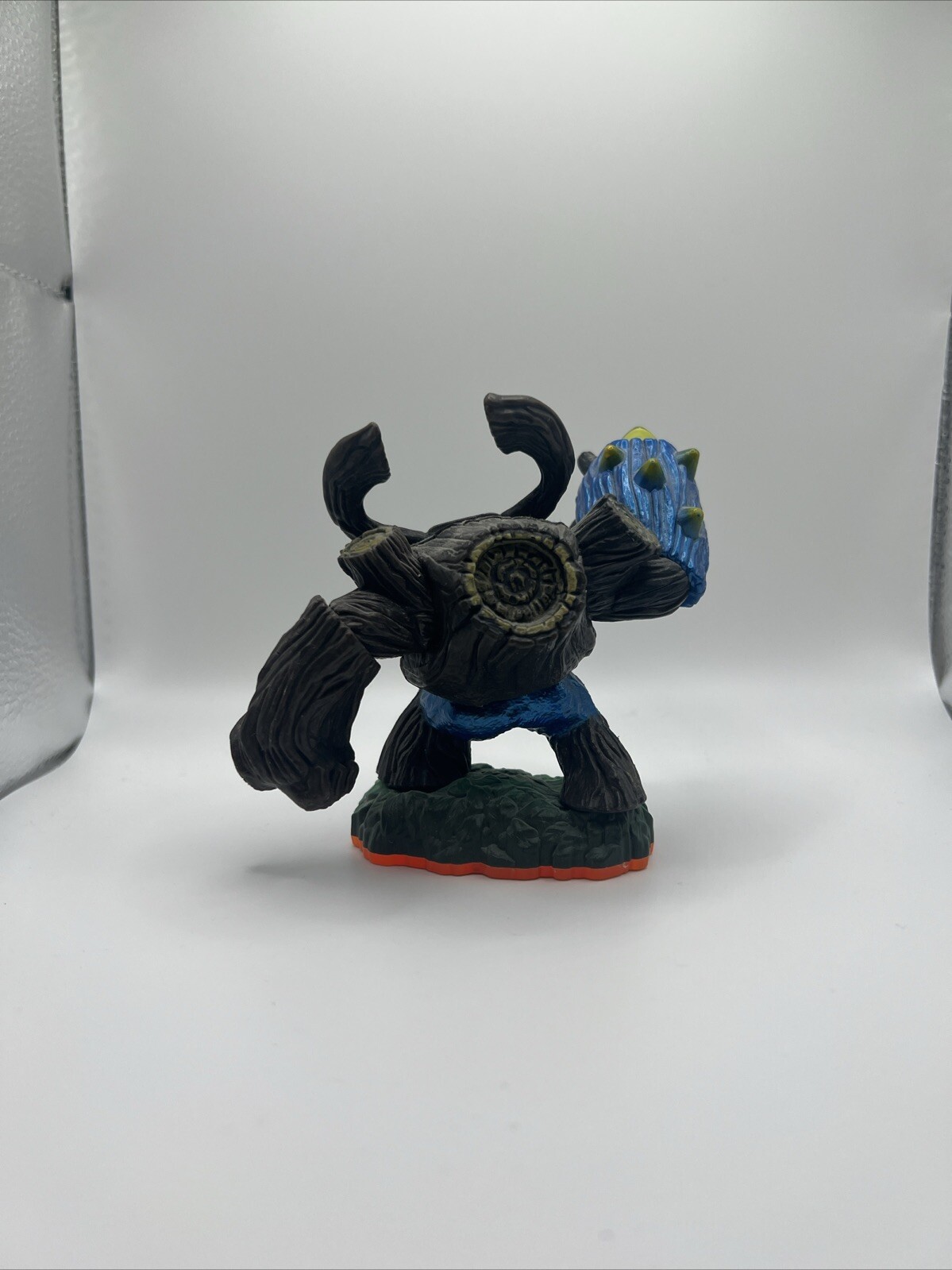 Activision 2012 Skylanders Giants Gnarly Tree Rex Character Figure