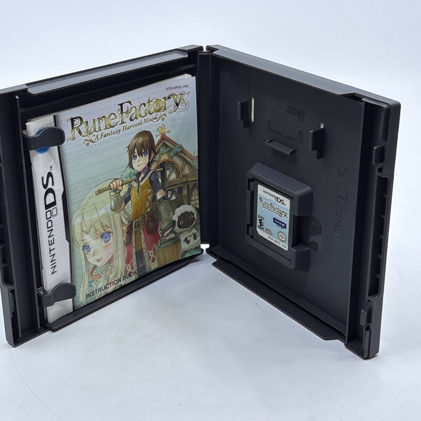 Rune Factory: A Fantasy Harvest Moon (Nintendo DS, 2007) CIB w/ Manual – TESTED!