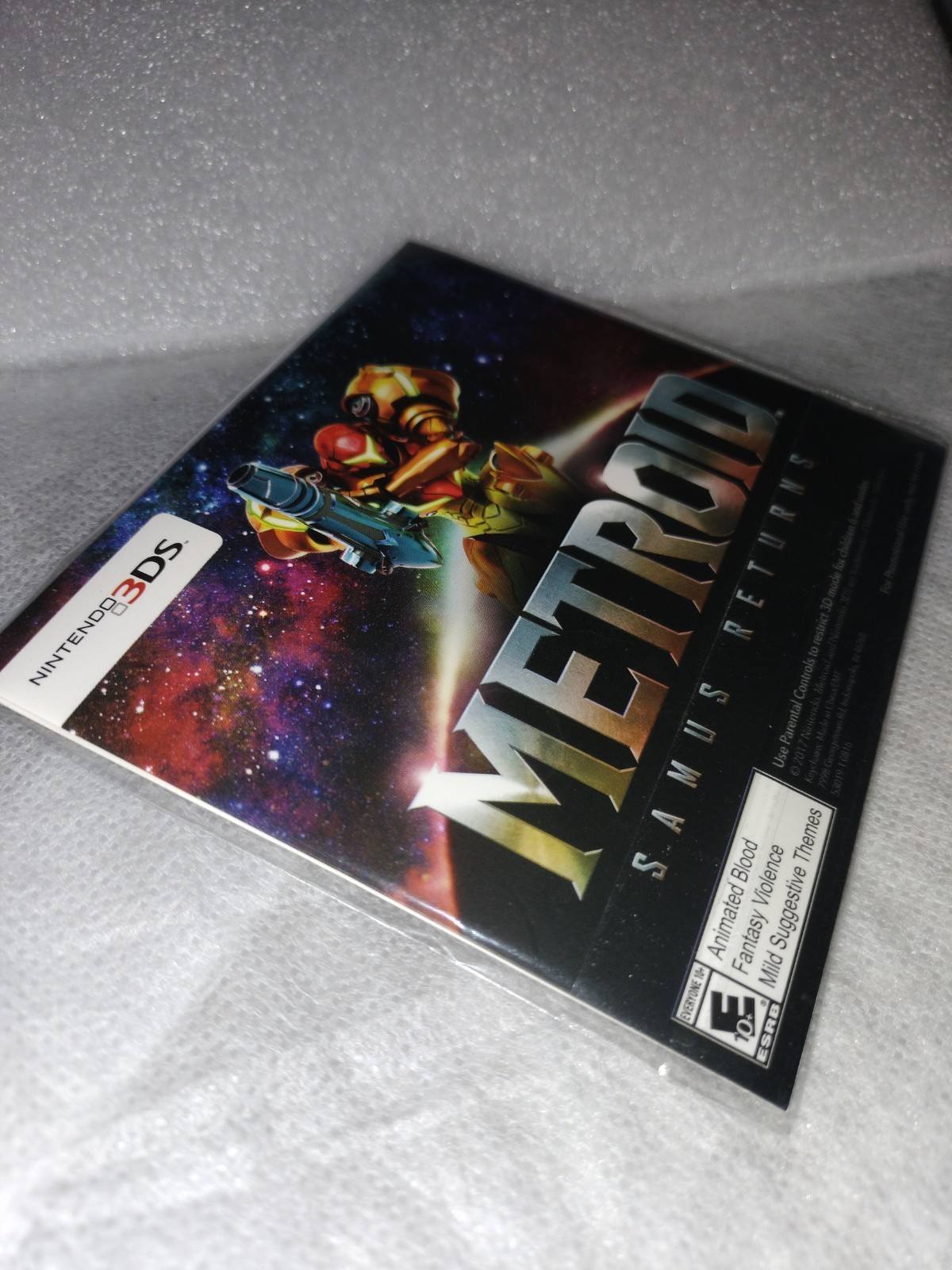 NEW SEALED – Metroid: Samus Returns Keychain Gamestop Exclusive Preorder Bonus