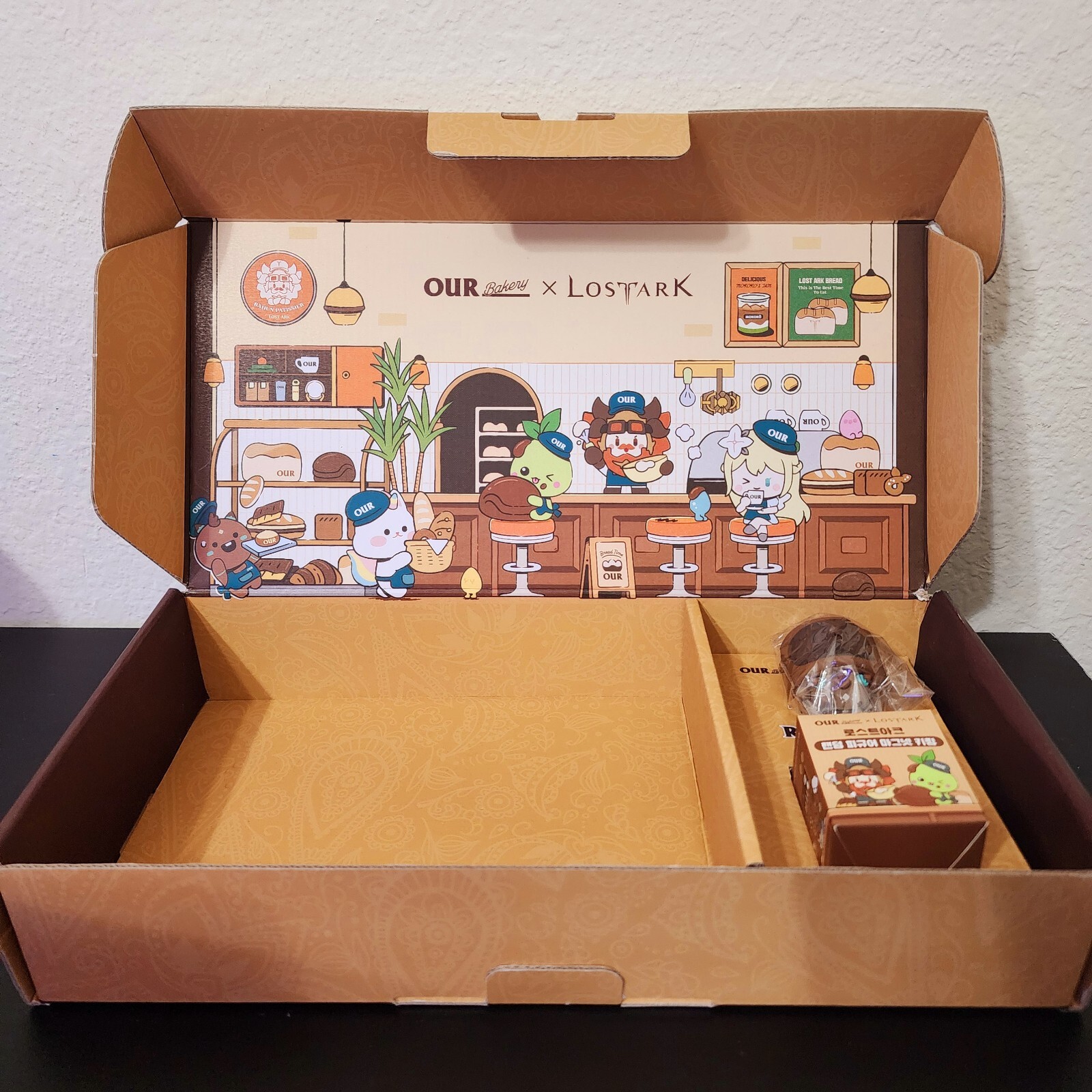 Lost Ark X Our Bakery Homunculus Magnet Keyring Korea Limited