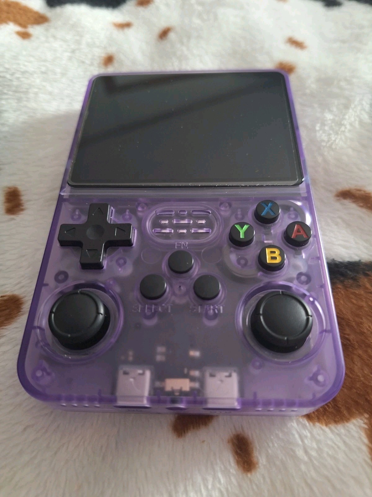 R36S Retro Handheld Video Game Console Linux System With Case And Earbuds
