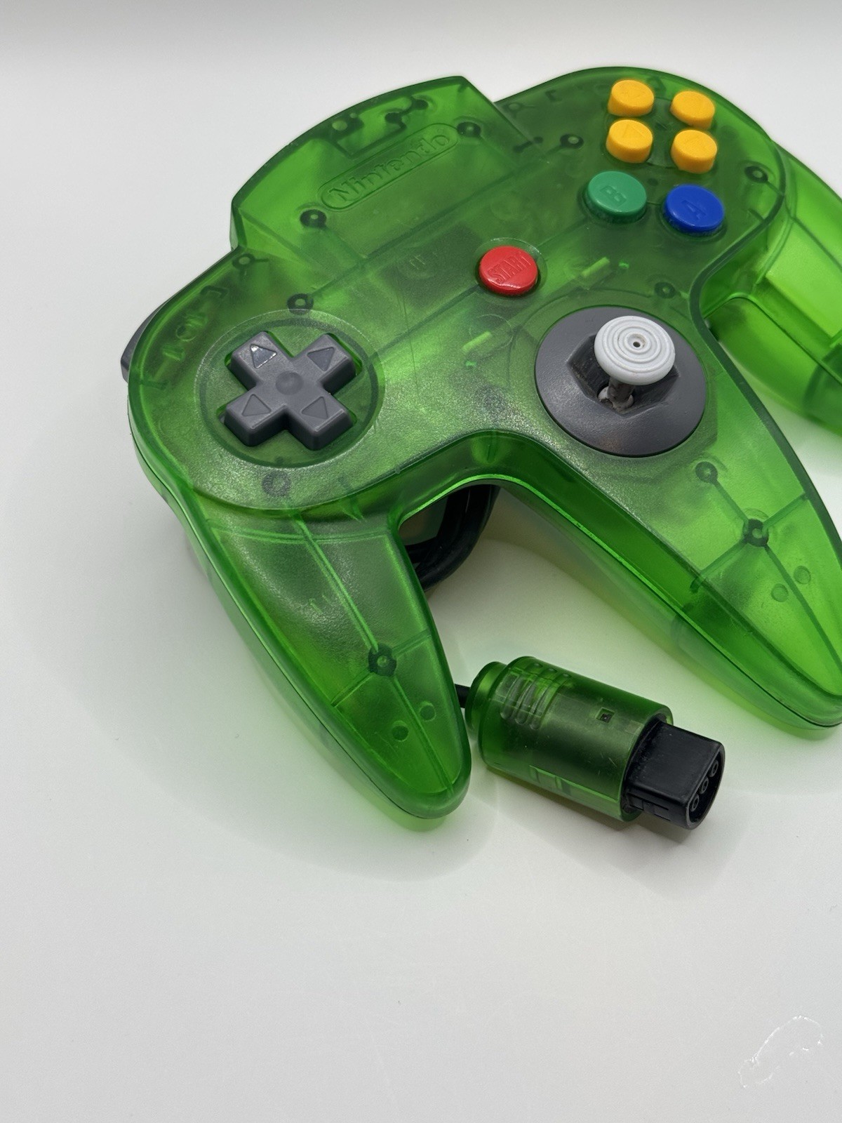Funtastic Jungle Green Controller Nintendo 64 Authentic OEM Good Stick Tested