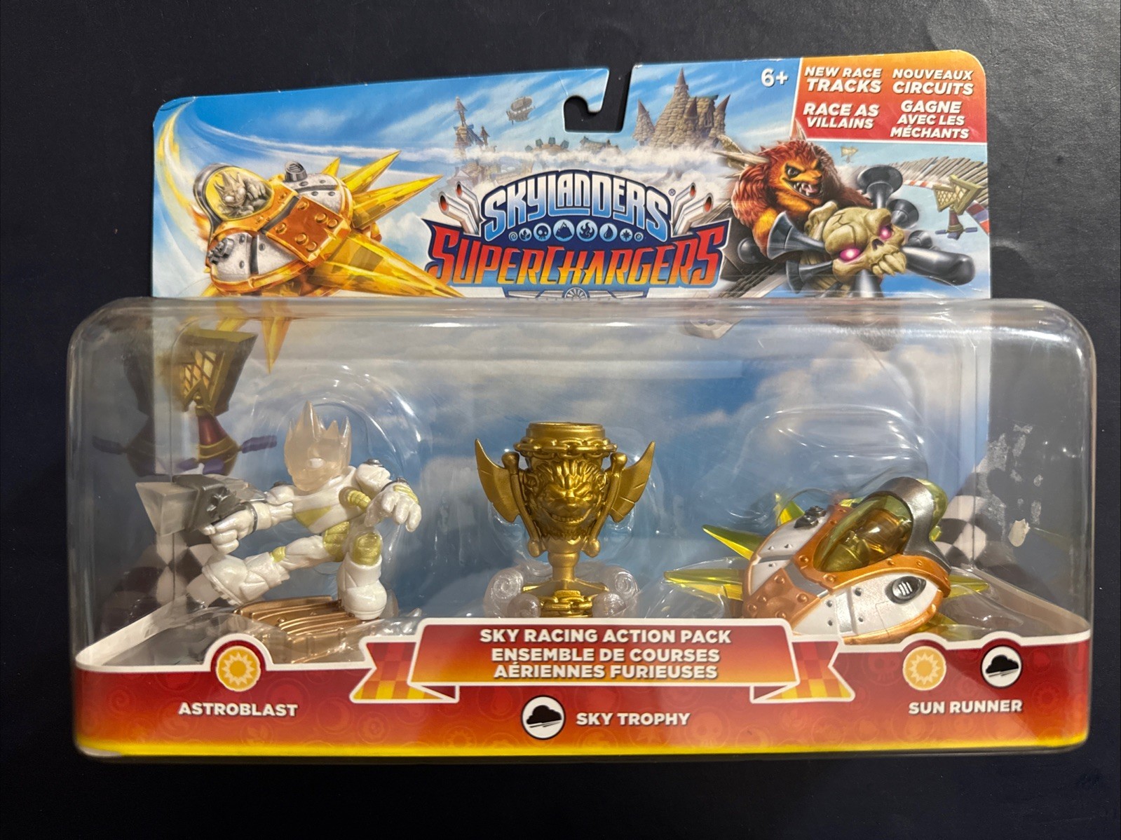 Skylander Supercharger Legendary Sky Racing Action Pack