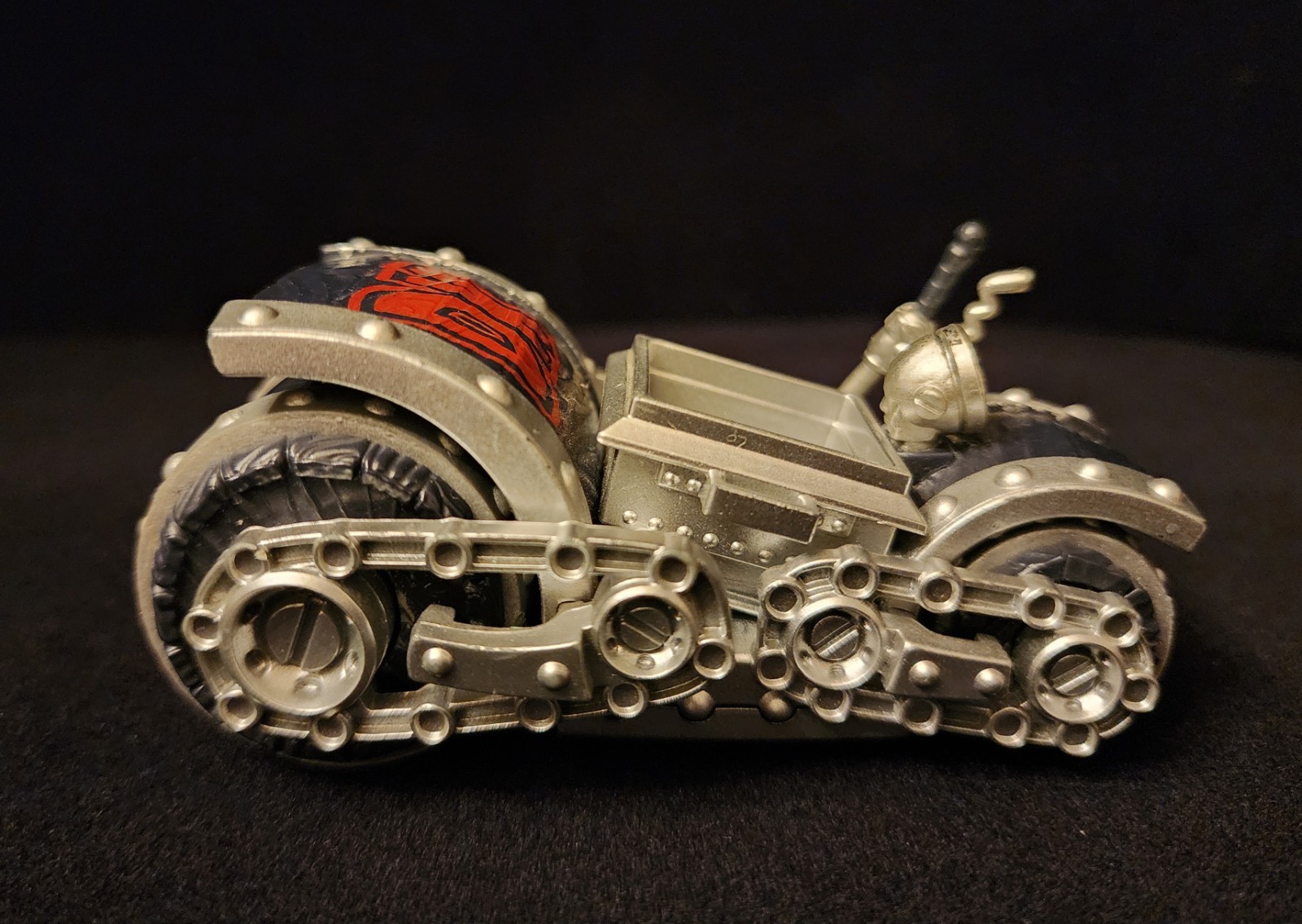 Skylanders Superchargers – Dark Donkey Kong and Barrel Blaster Figure