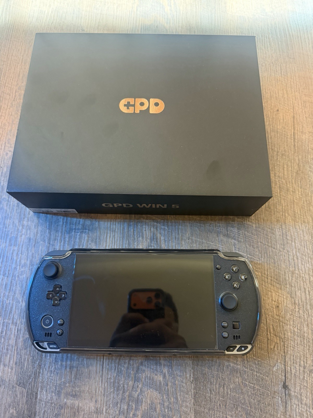GPD Win 5 Handheld AMD Ryzen AI Max+ 385 32GB 1TB SSD + 2TB SD CARD