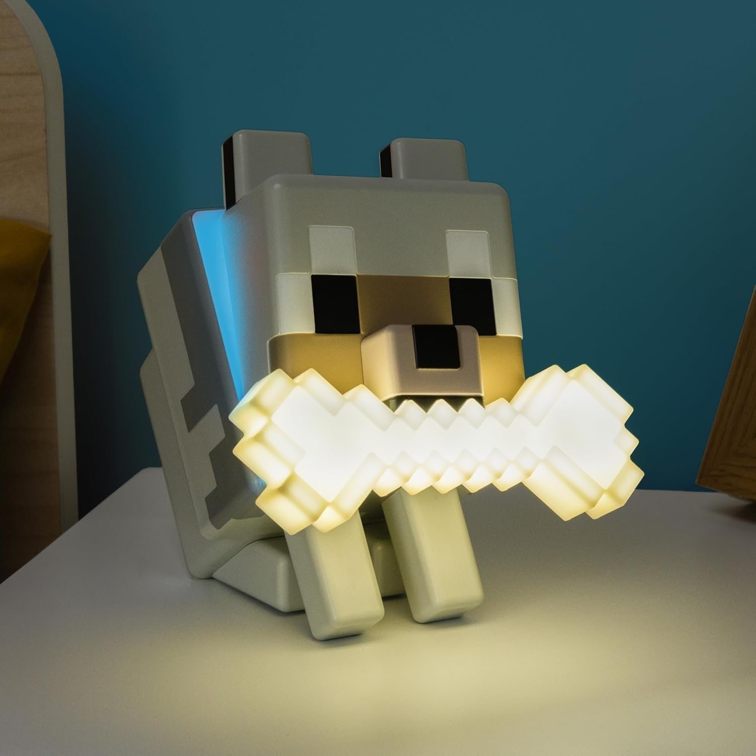 Mojang Minecraft Wolf GloBuddies Light Color Changing Licensed Night Lamp Decor