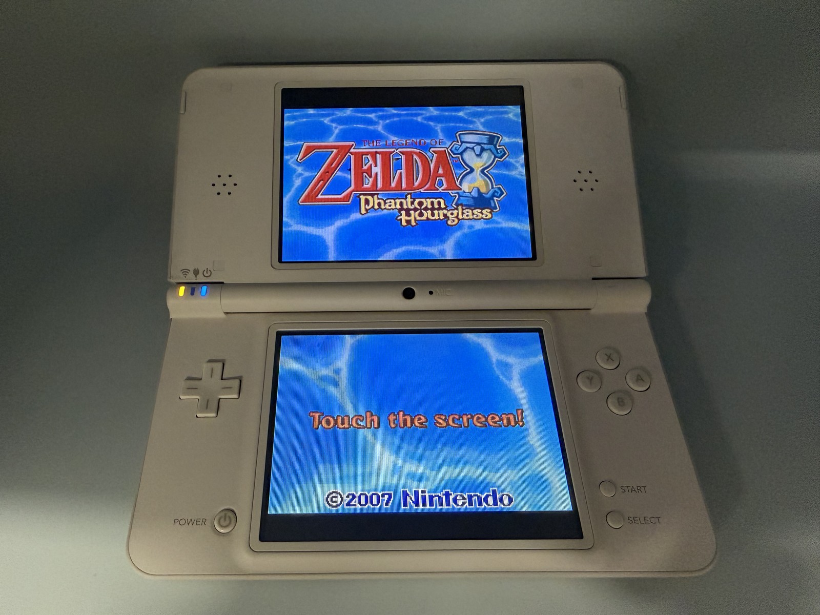 Nintendo DSi LL – White (Japan import)
