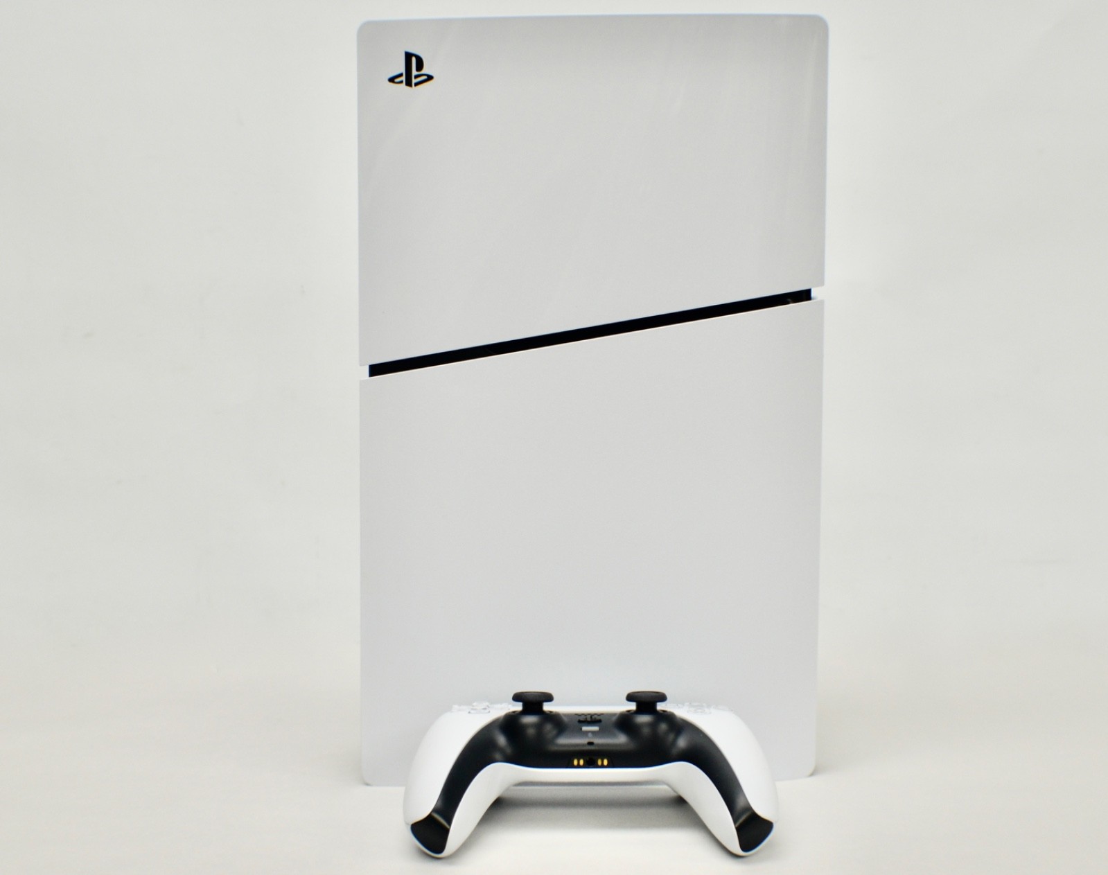 Sony PlayStation 5 Slim Blu-Ray Disk Edition 1TB Gaming Console – White CFI-2015