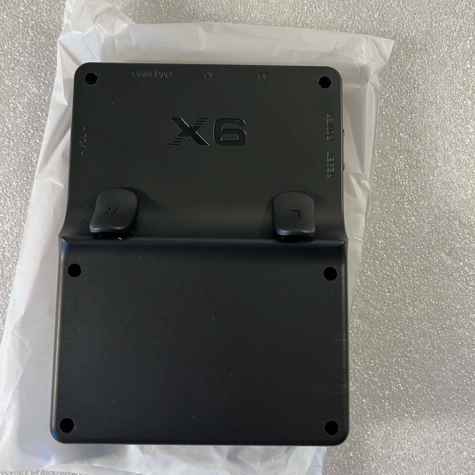 X6 Handheld Game Console 3.5′ Screen Dual Joystick 100’s Of Games!!! Open Box