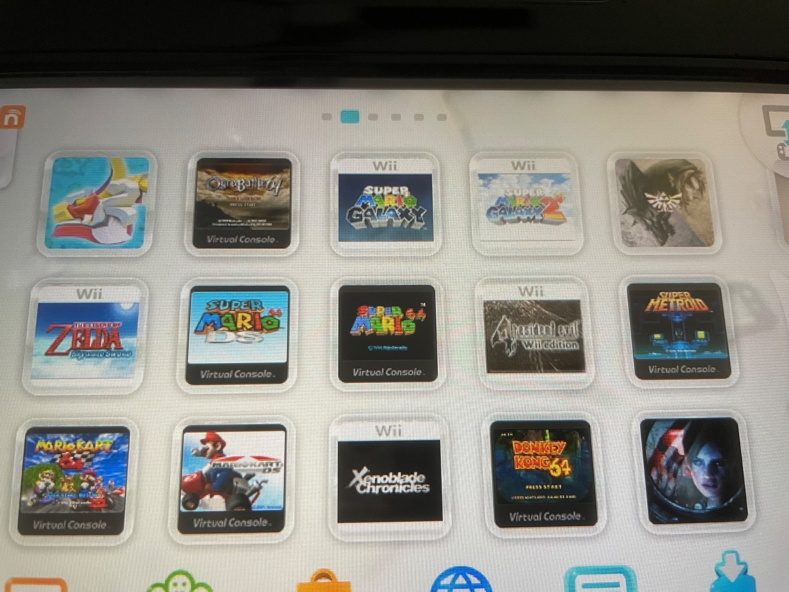 Wii U with 36 digital games, 1 physical game (Wii U Mario Maker bundle)