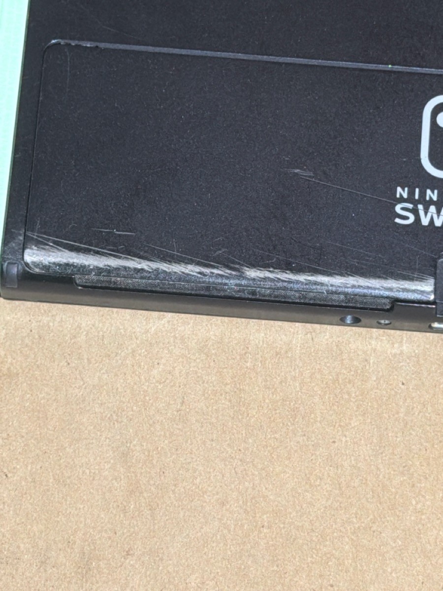 NINTENDO SWITCH HANDHELD – OLED – HEG-001 (B33006929)