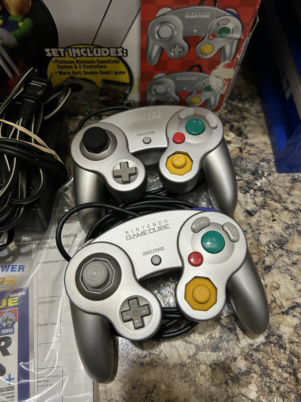 Nintendo GameCube Platinum Mario Kart Double Dash Bonus Set Box 2 Controllers