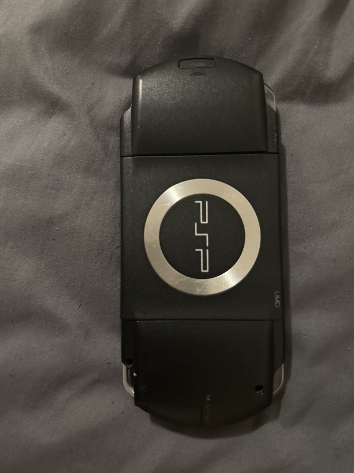 Sony PSP 1000 – Piano Black