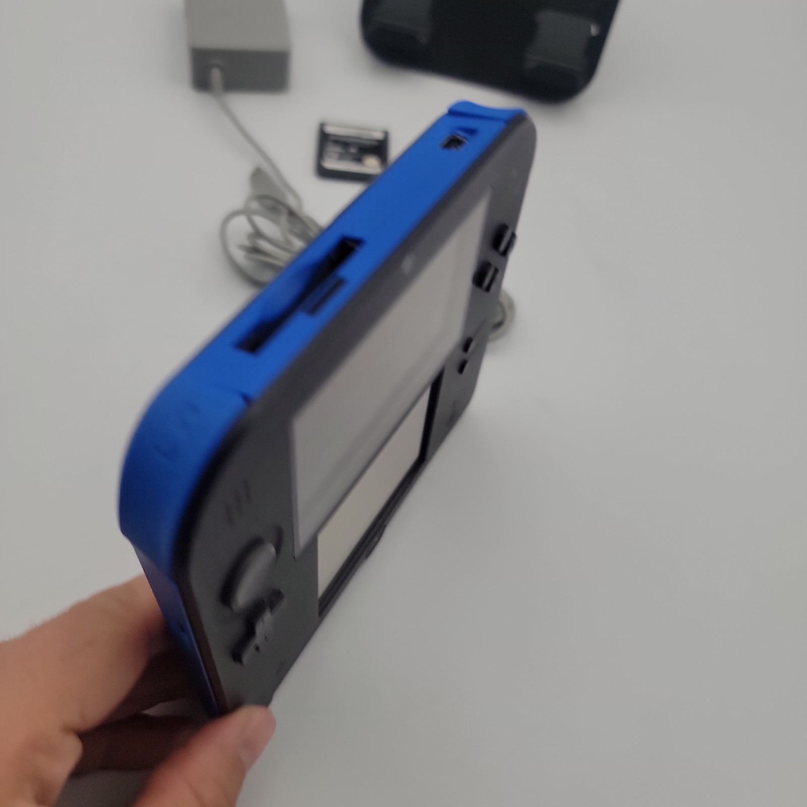 SEE⭐️VIDEO Nintendo 2DS Blue/Black US Version w/ Charger Game Stylus