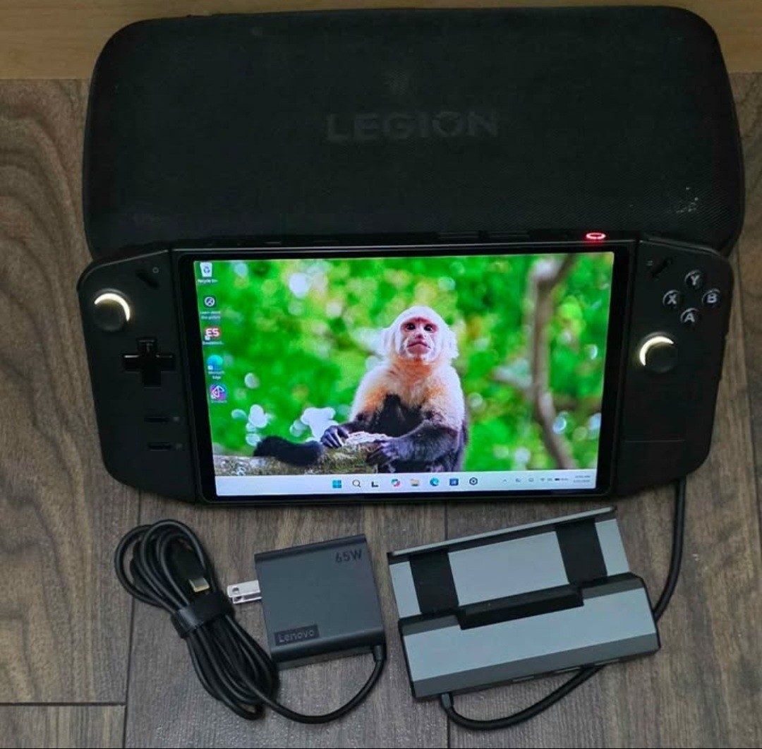 Lenovo Legion Go 2TB;ScreenProtector ;Battery Upgrade 80WH, Duck Station…