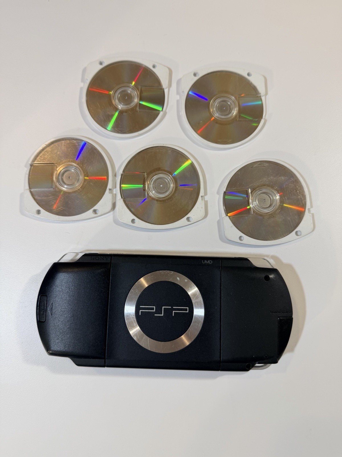 Sony PSP-1001 PlayStation Portable – Black W/6 Discs. Tested Working