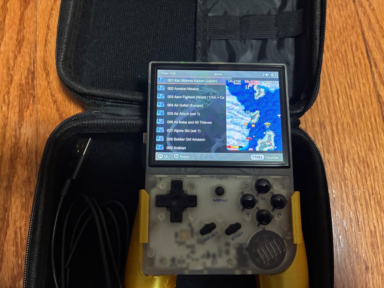 Anbernic RG35XX Retro Handheld Game Console, Dual OS 64GB, Case, 3D printed grip