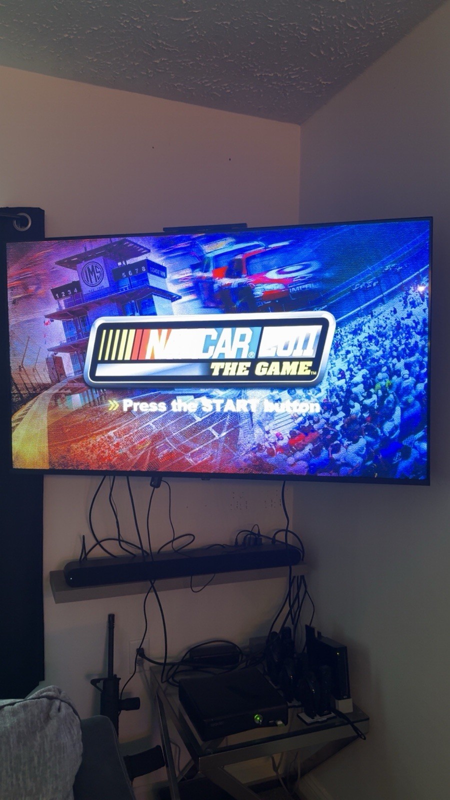 NASCAR 2011 for Xbox 360, Manual and Disc Only, Tested and Working