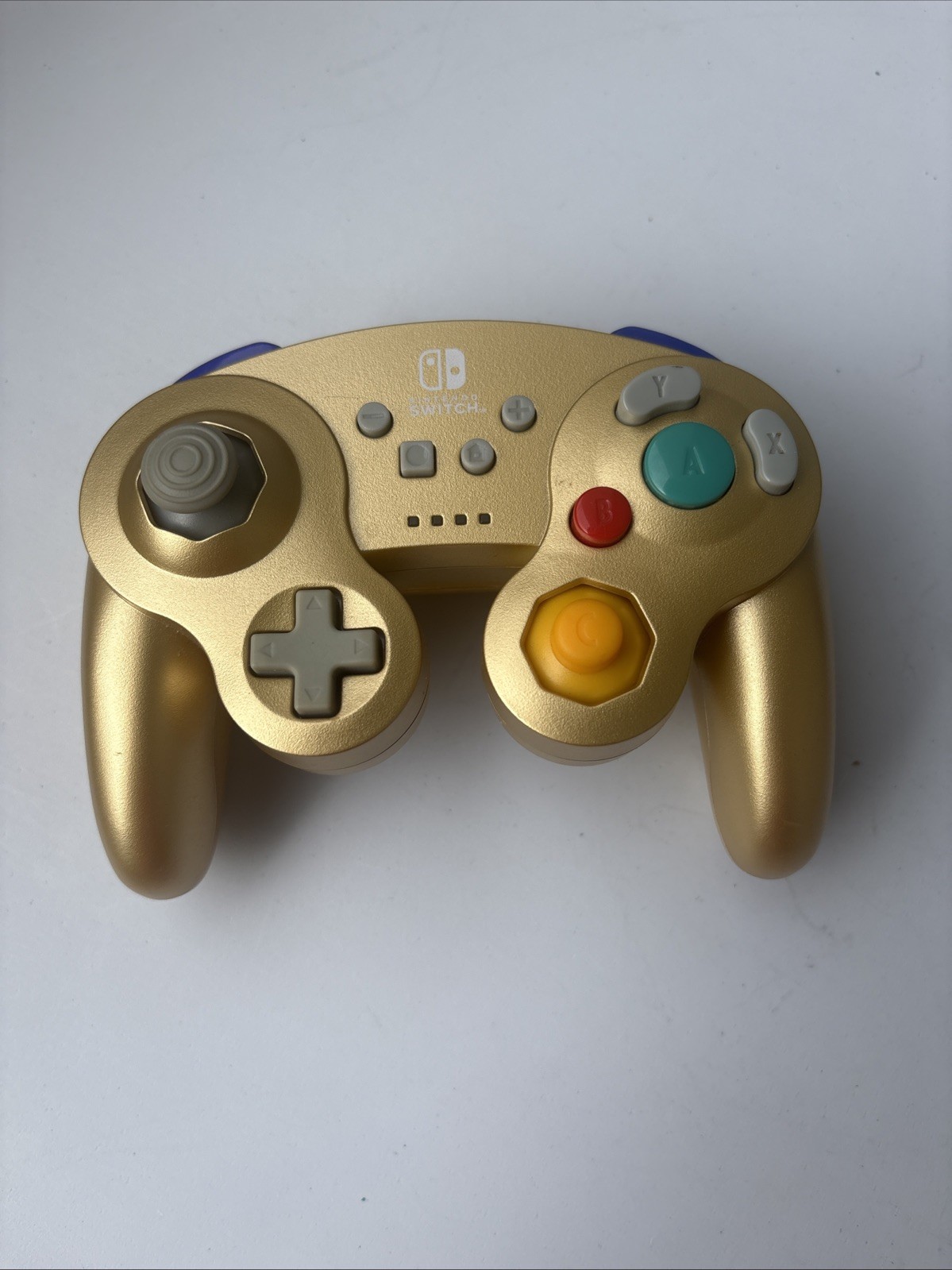 Nintendo Switch Controller GameCube Style Gold Turns ON Battery’s Not Included